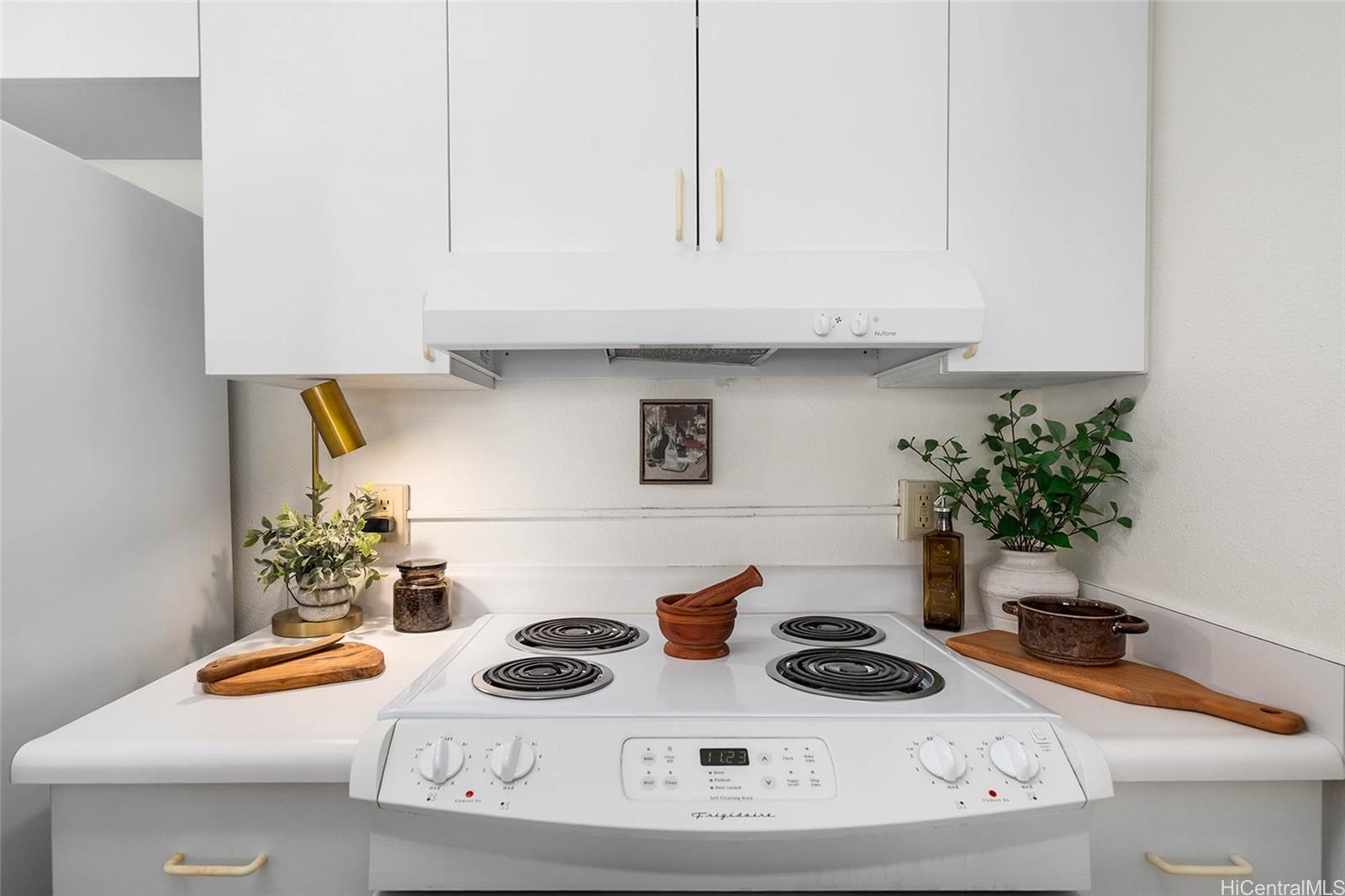 215 North King St condo # 1206, Honolulu, Hawaii - photo 9 of 21