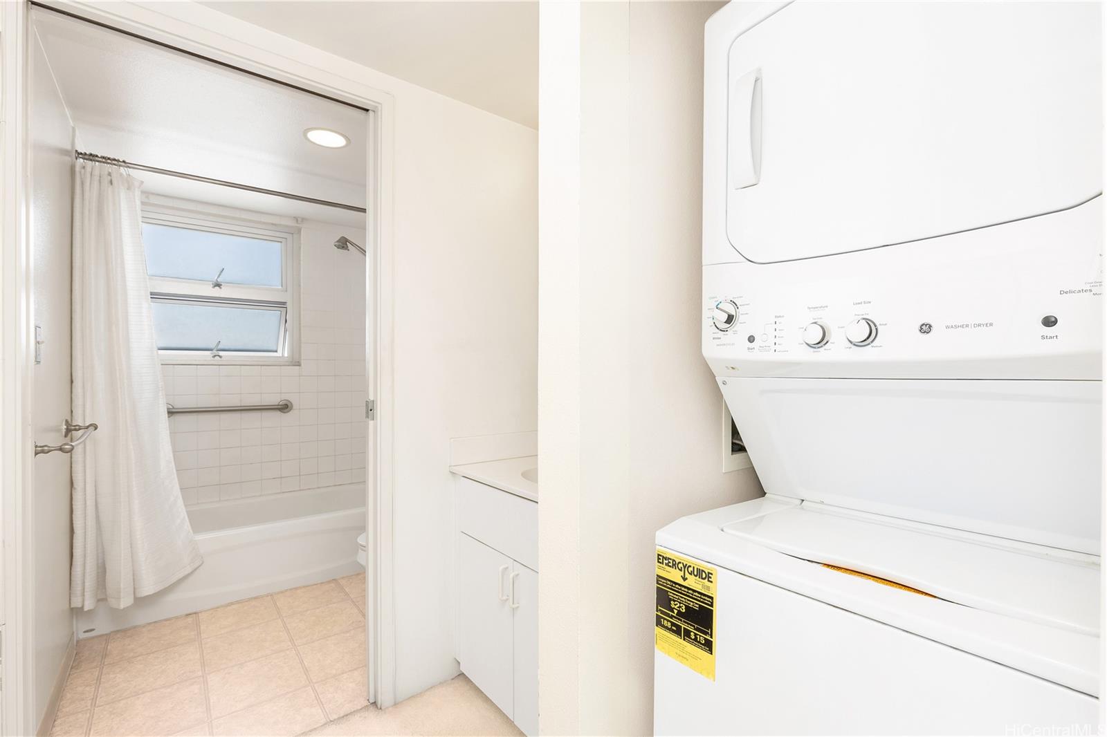 215 North King St condo # 1511, Honolulu, Hawaii - photo 14 of 23