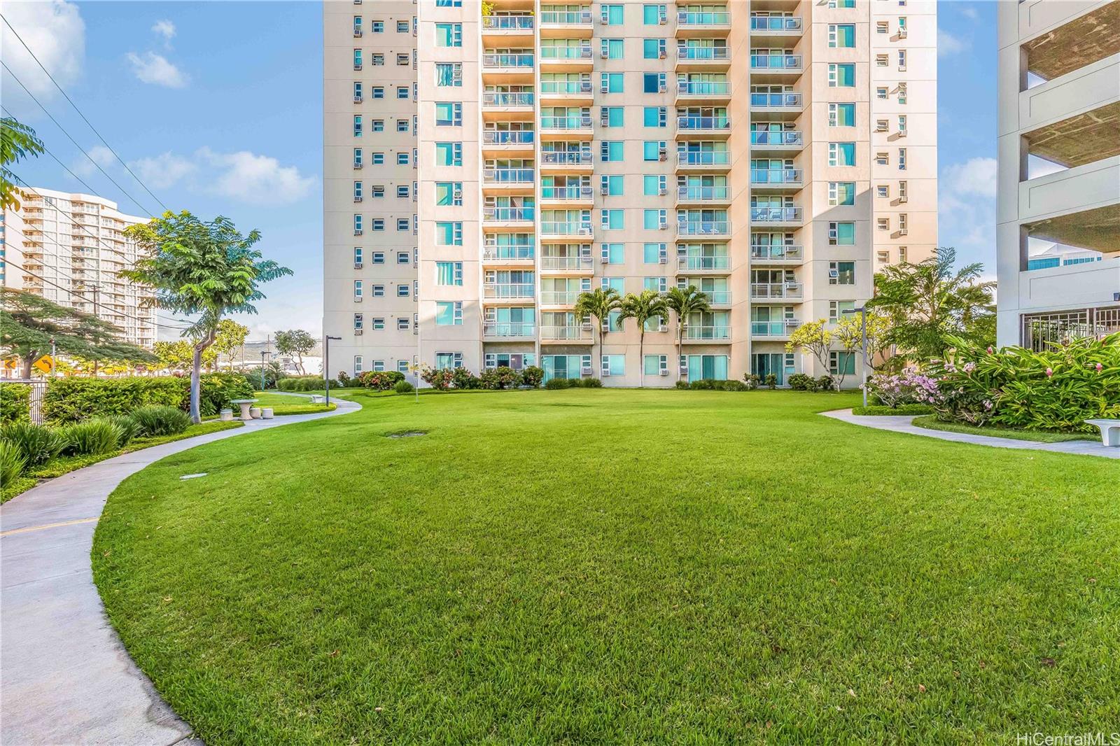 215 North King St condo # 1511, Honolulu, Hawaii - photo 18 of 23