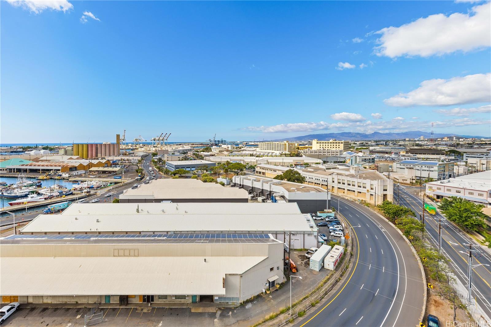 215 North King St condo # 1511, Honolulu, Hawaii - photo 3 of 23