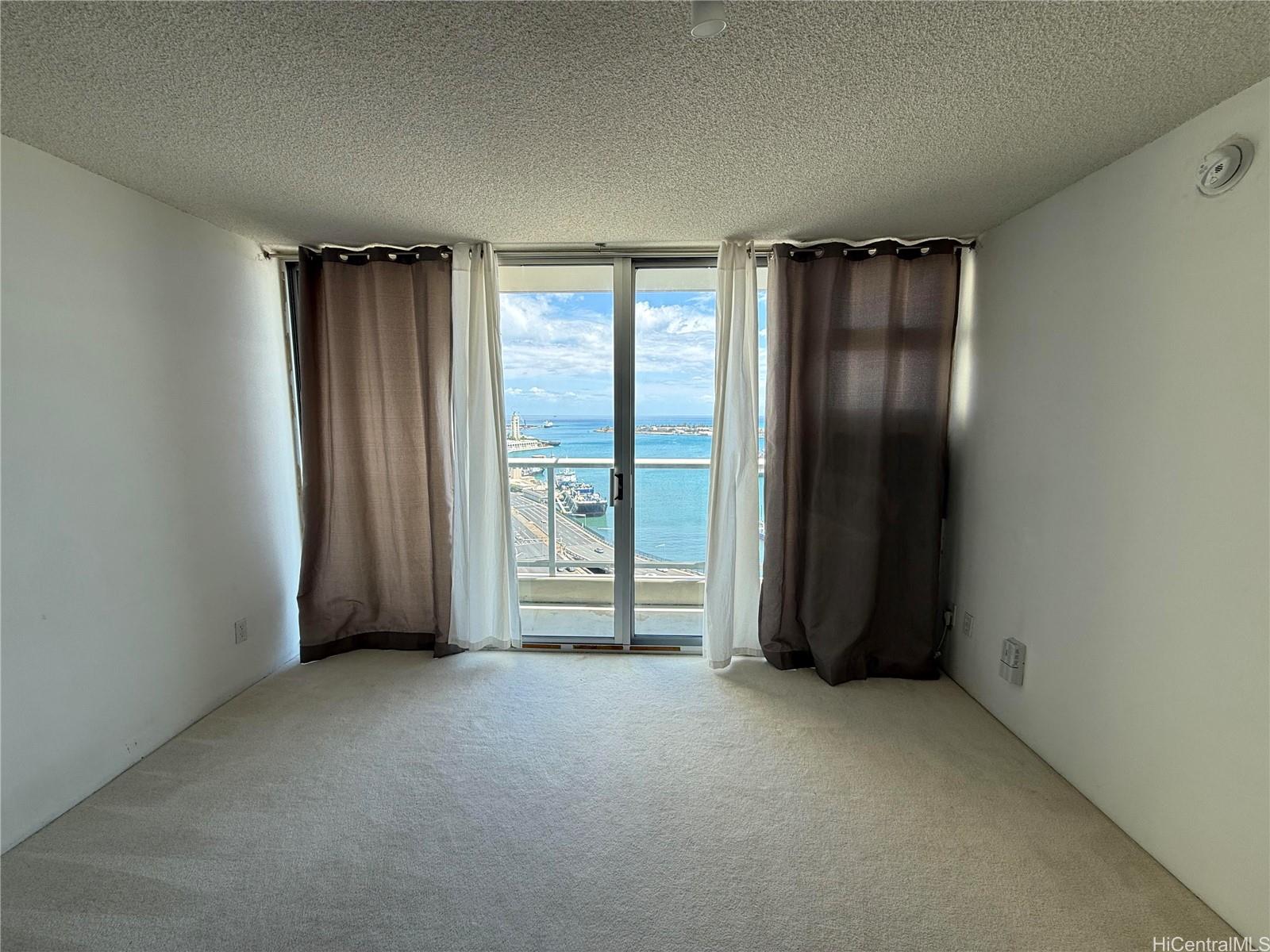 215 North King St condo # 2205, Honolulu, Hawaii - photo 2 of 9