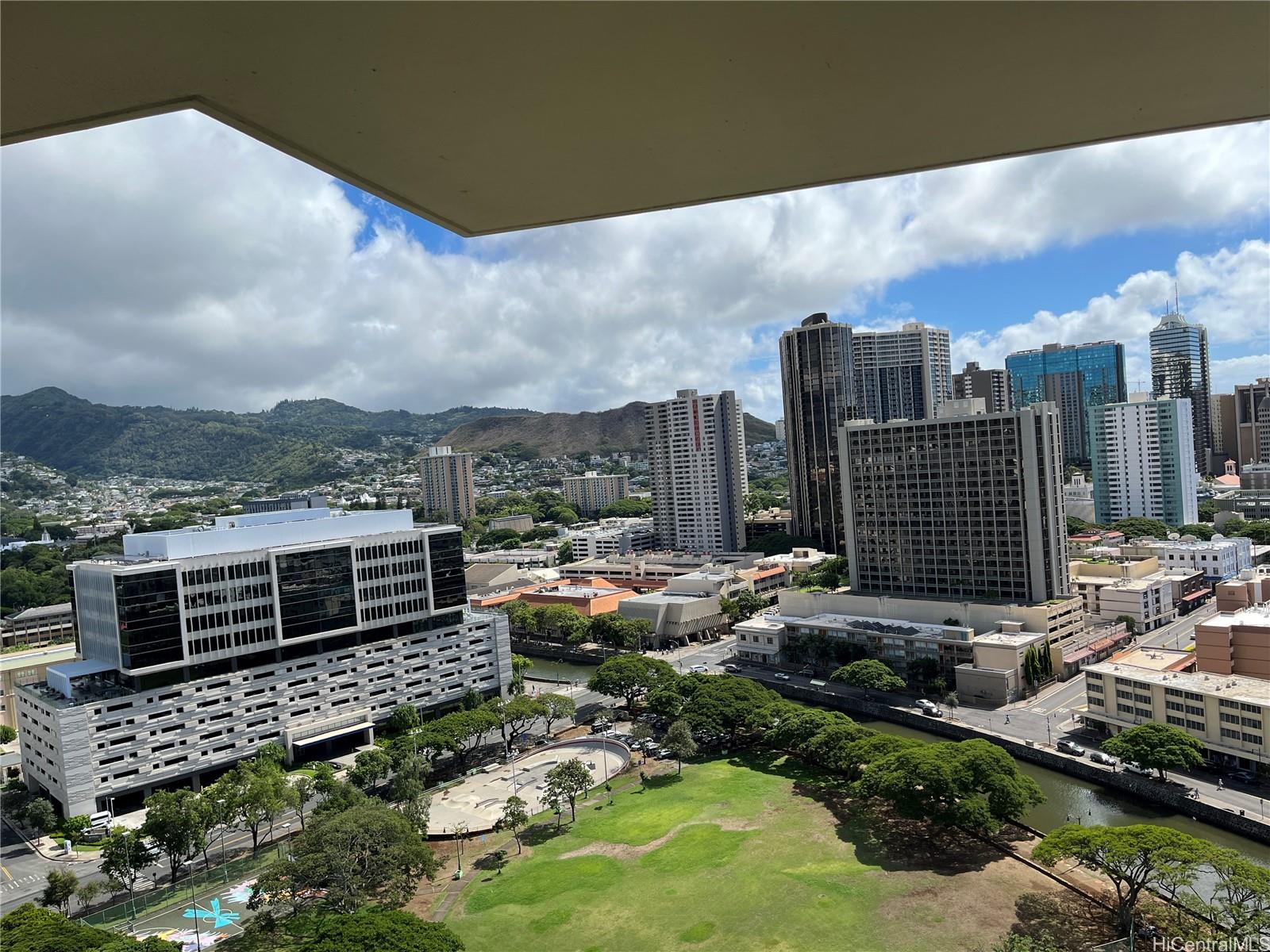 215 King Street Honolulu - Rental - photo 10 of 12