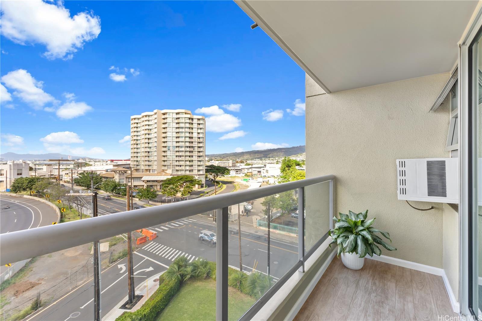 215 North King St condo # 610, Honolulu, Hawaii - photo 13 of 22