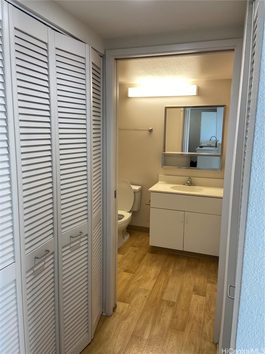 215 King Street Honolulu - Rental - photo 6 of 10