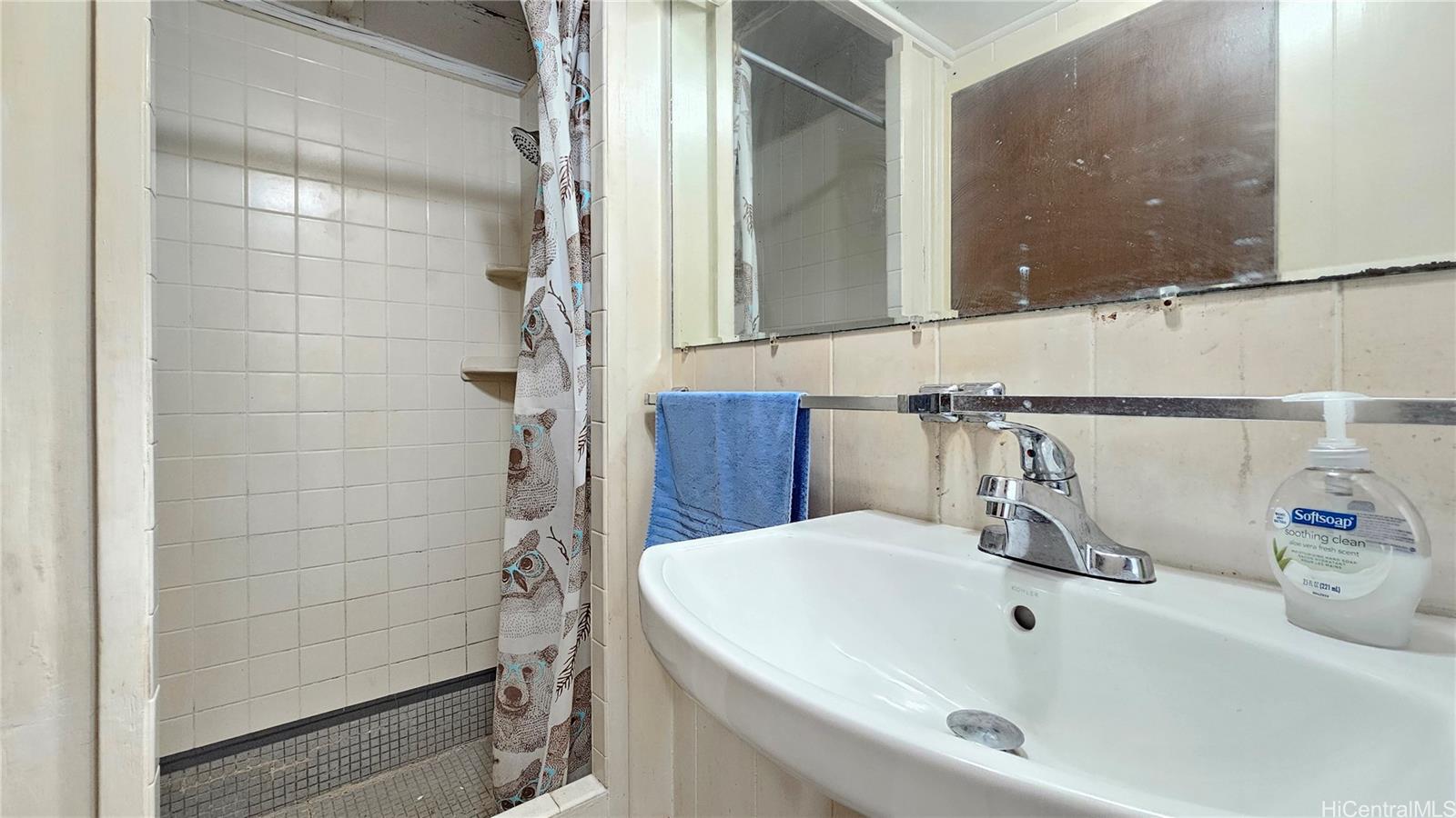 2150  Wilson Street Kalihi-upper, Honolulu home - photo 22 of 23