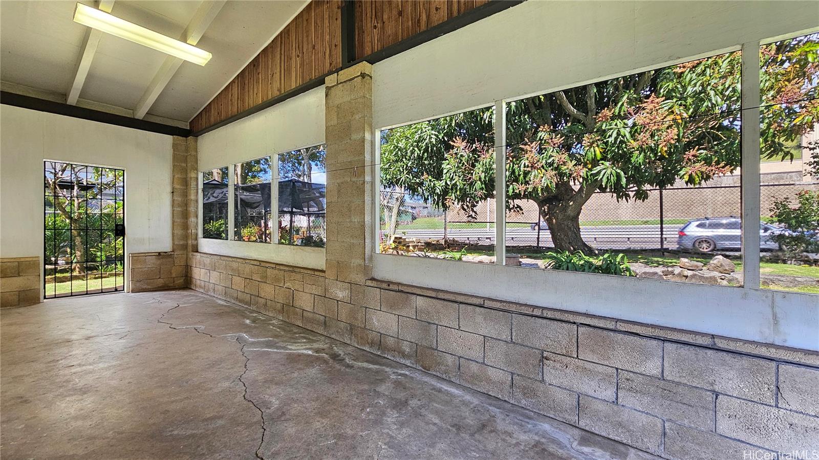 2150  Wilson Street Kalihi-upper, Honolulu home - photo 8 of 23