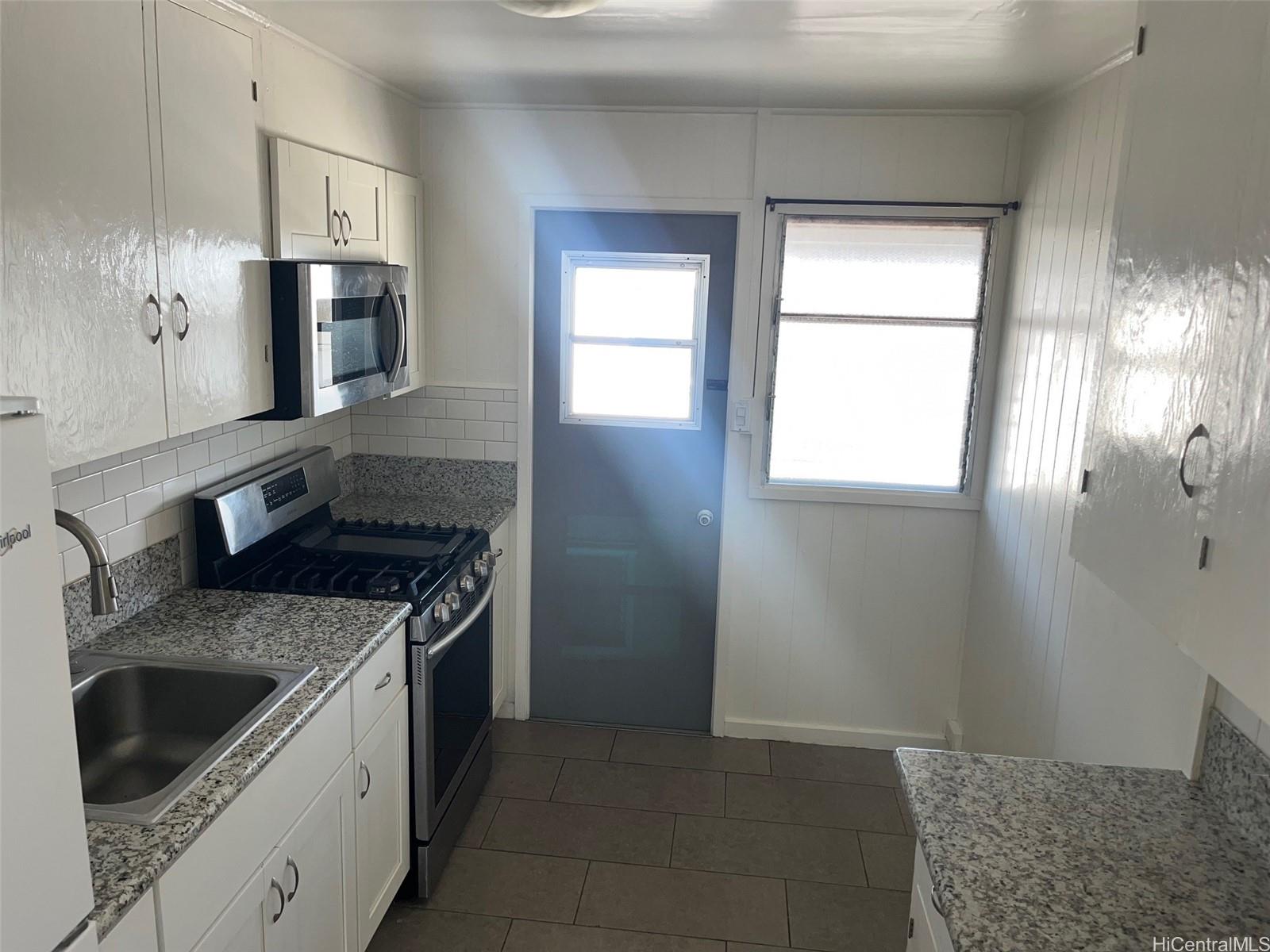 2153 Booth Road Honolulu - Multi-family - photo 4 of 18