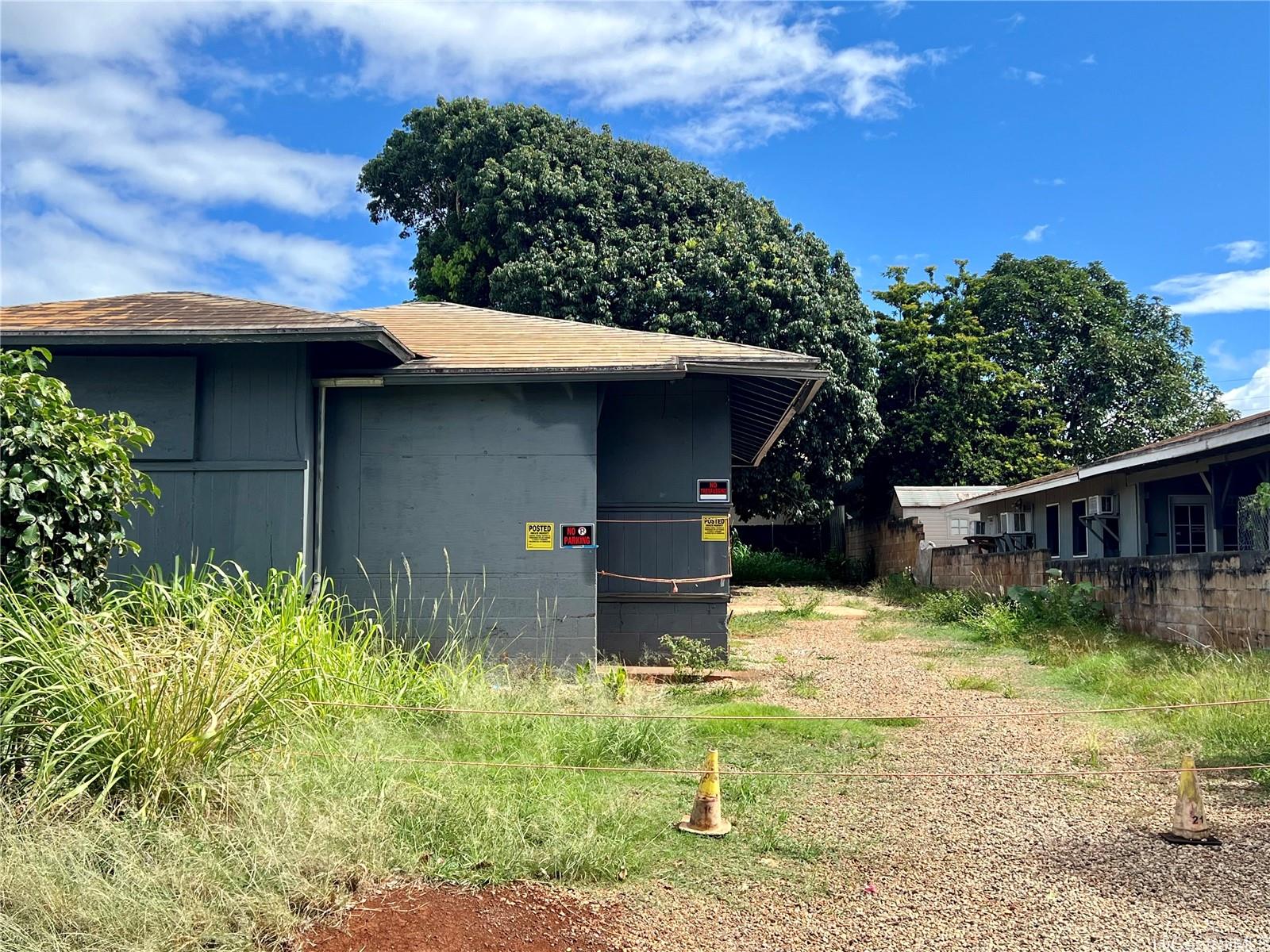 216  Walker Ave Wahiawa Area, Central home - photo 3 of 3