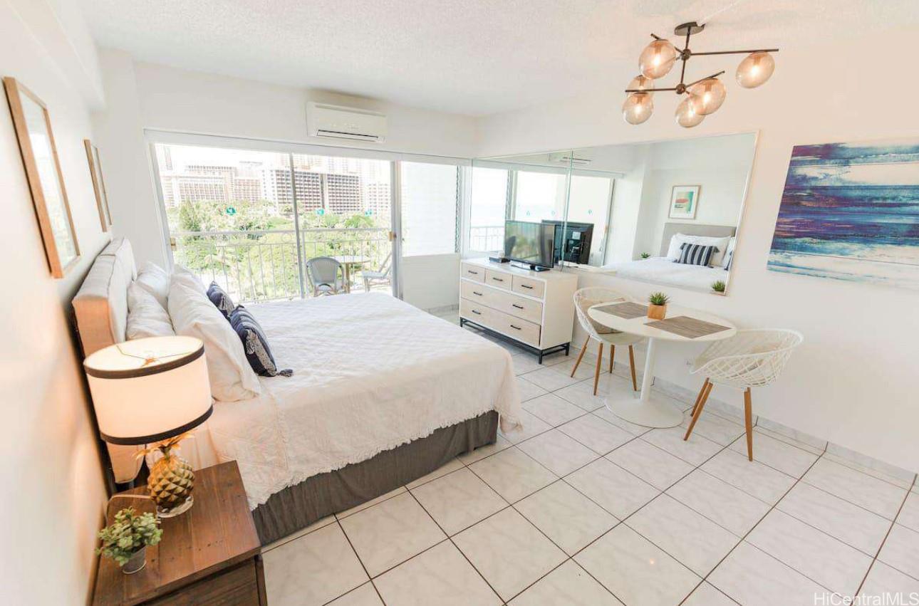 Waikiki Shore condo # 1014, Honolulu, Hawaii - photo 6 of 13