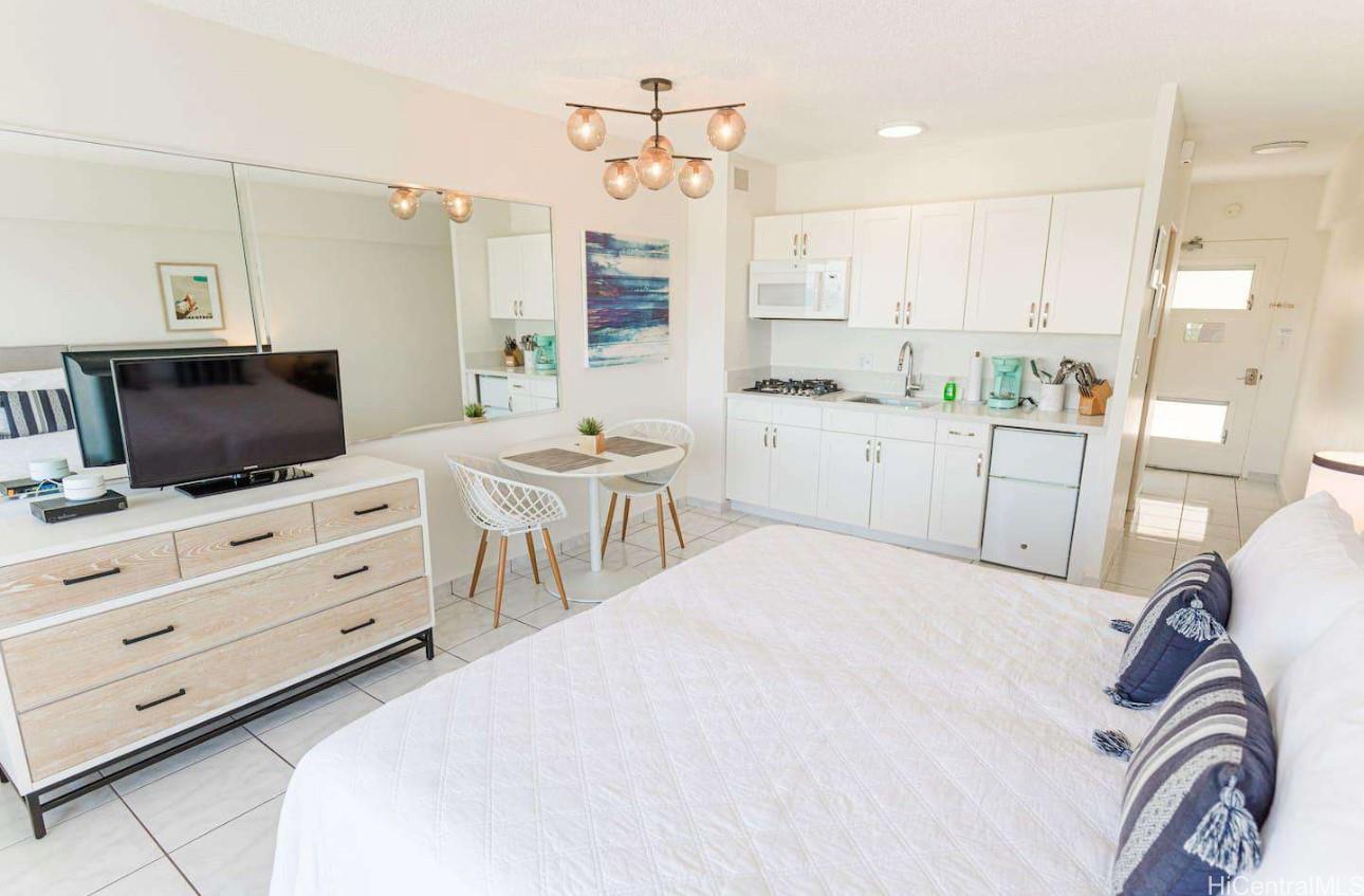 Waikiki Shore condo # 1014, Honolulu, Hawaii - photo 7 of 13