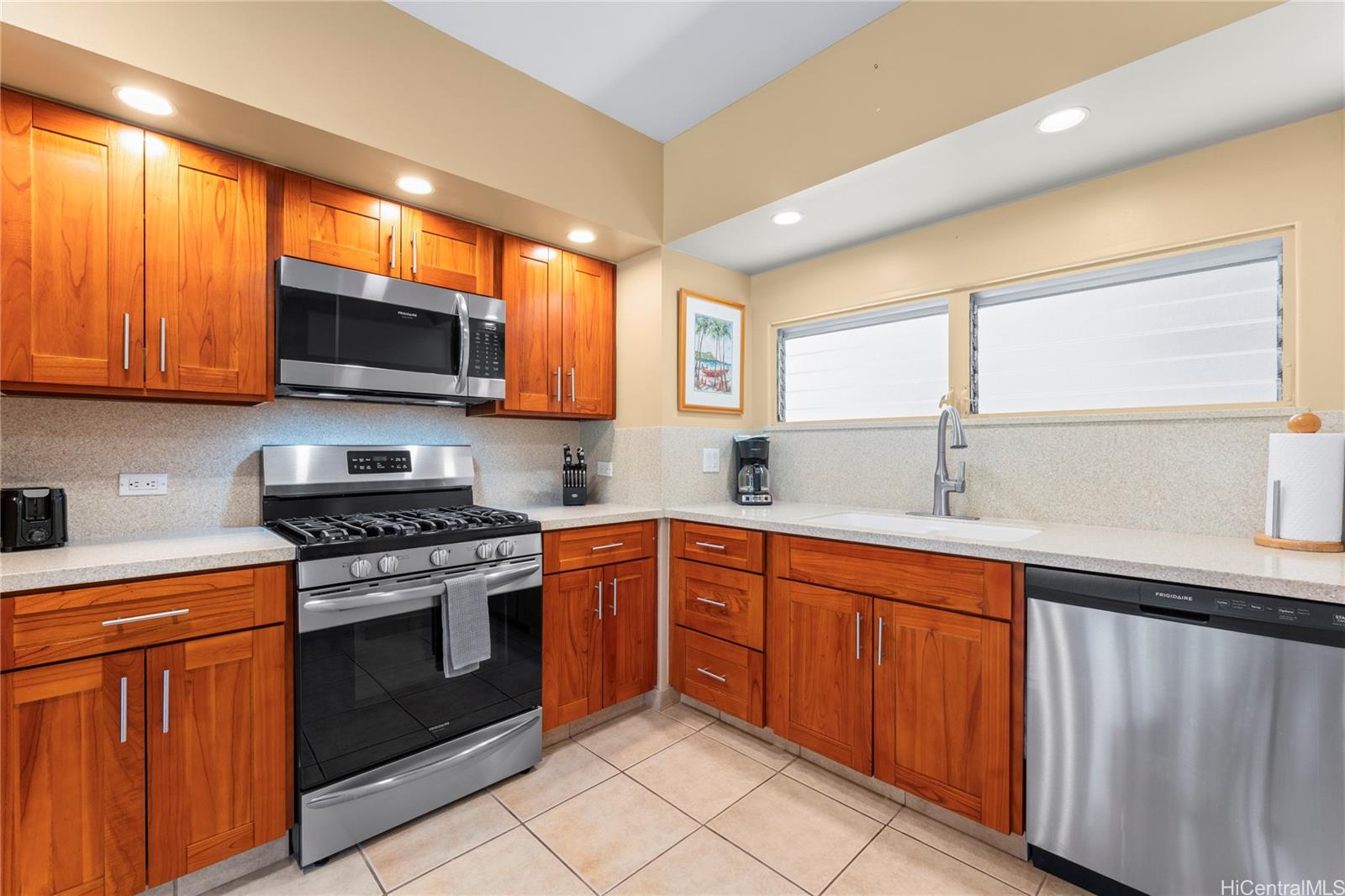 Waikiki Shore condo # 308, Honolulu, Hawaii - photo 8 of 25