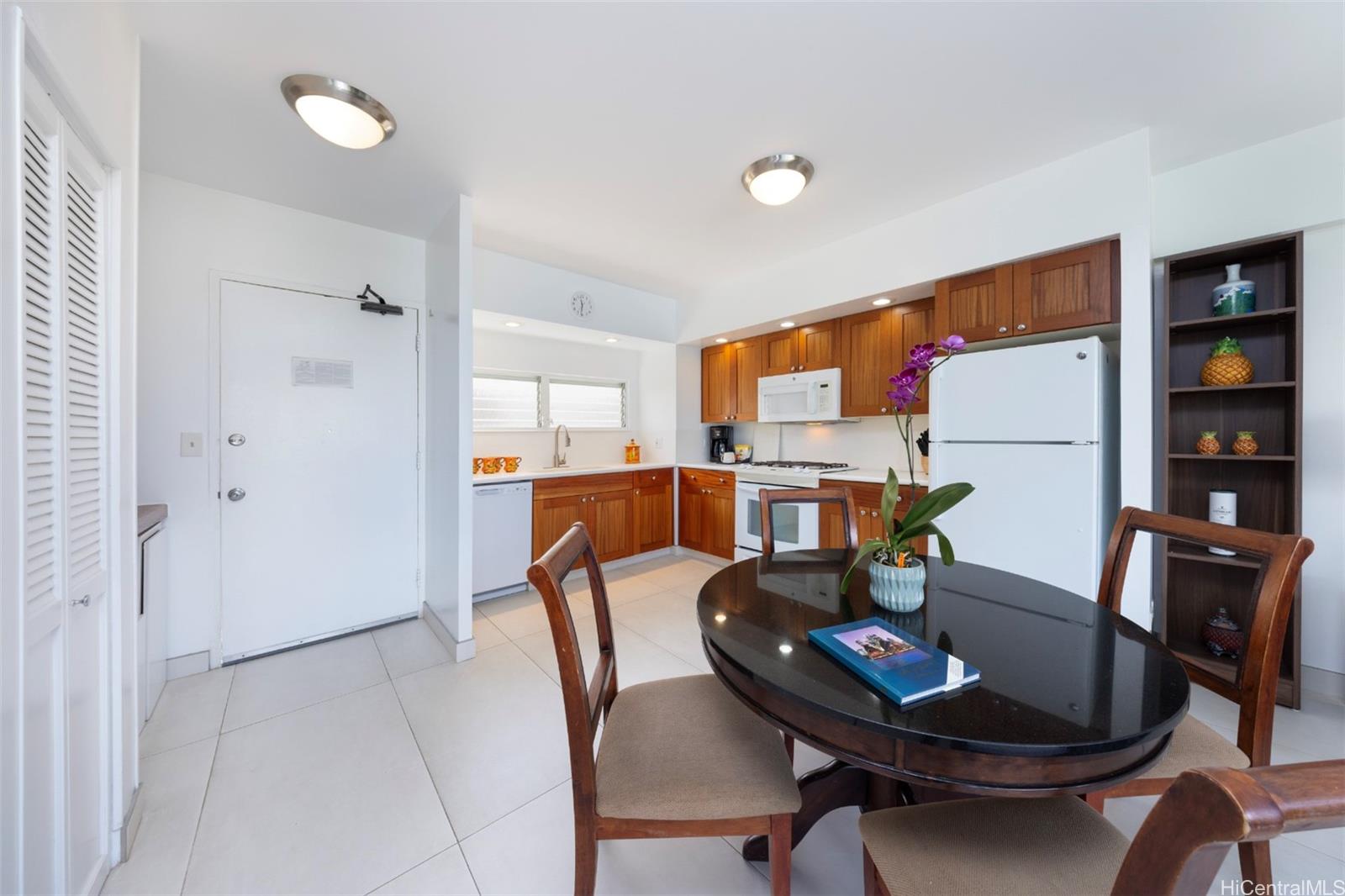 Waikiki Shore condo # 906, Honolulu, Hawaii - photo 4 of 17