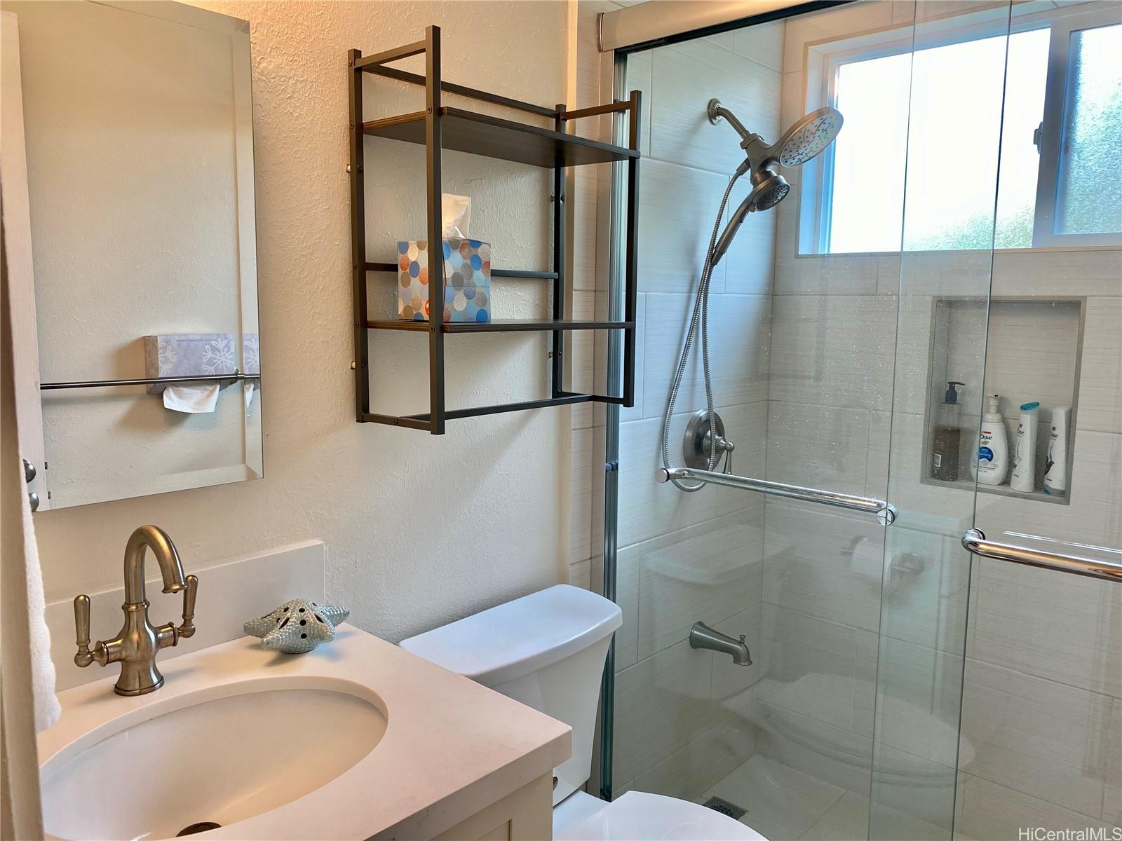 2164 Halekoa Dr Honolulu - Rental - photo 22 of 25