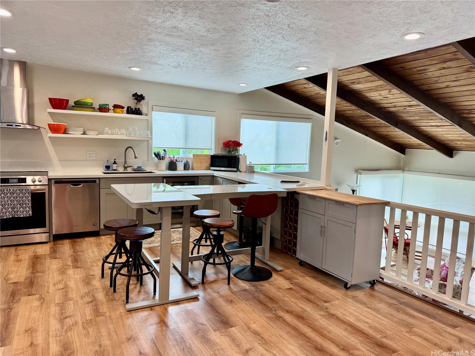 2164 Halekoa Dr Honolulu - Rental - photo 9 of 25