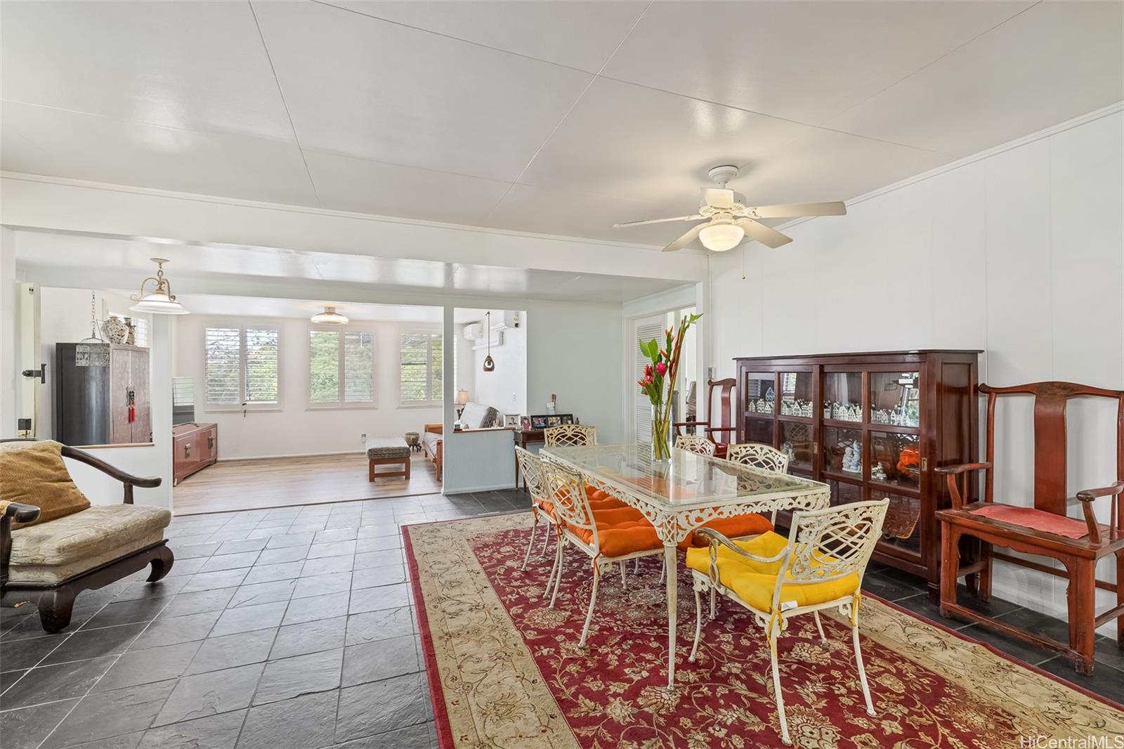 2168  Round Top Drive Makiki Heights, Honolulu home - photo 4 of 23