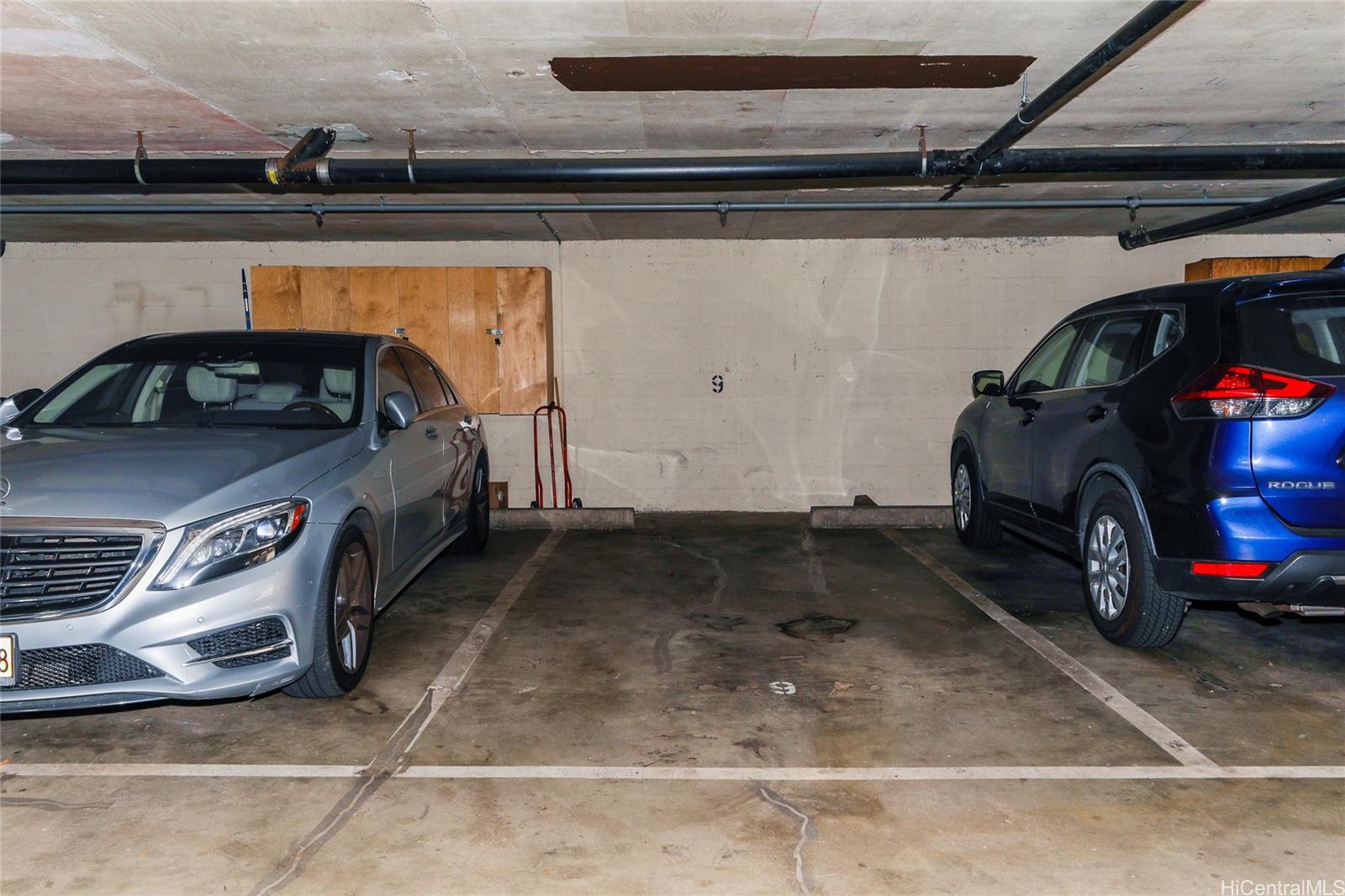 Dowsett Point condo # 101, Honolulu, Hawaii - photo 22 of 25