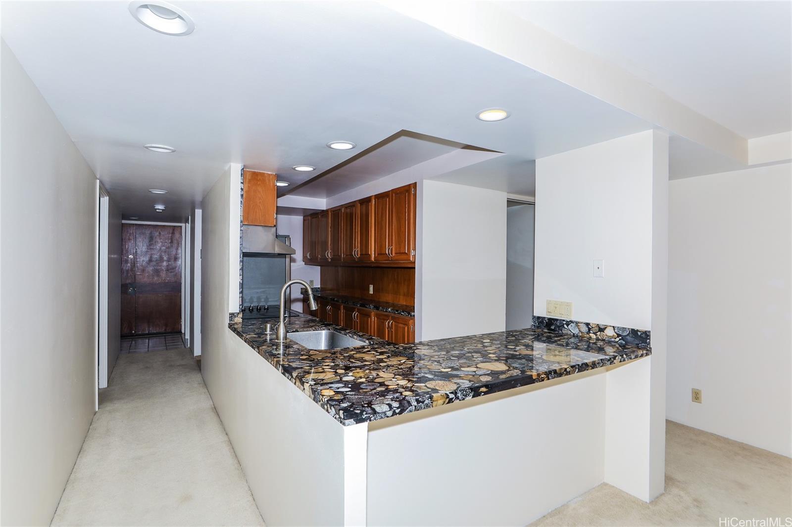 Dowsett Point condo # 101, Honolulu, Hawaii - photo 8 of 25