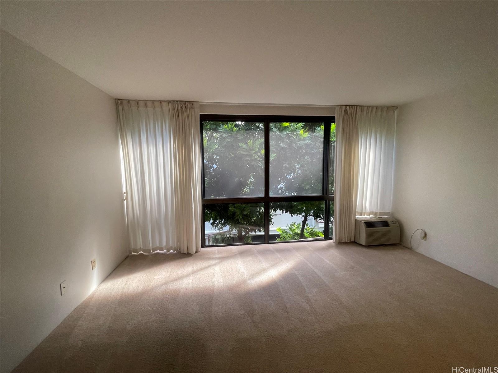 217 Prospect St Honolulu - Rental - photo 9 of 10