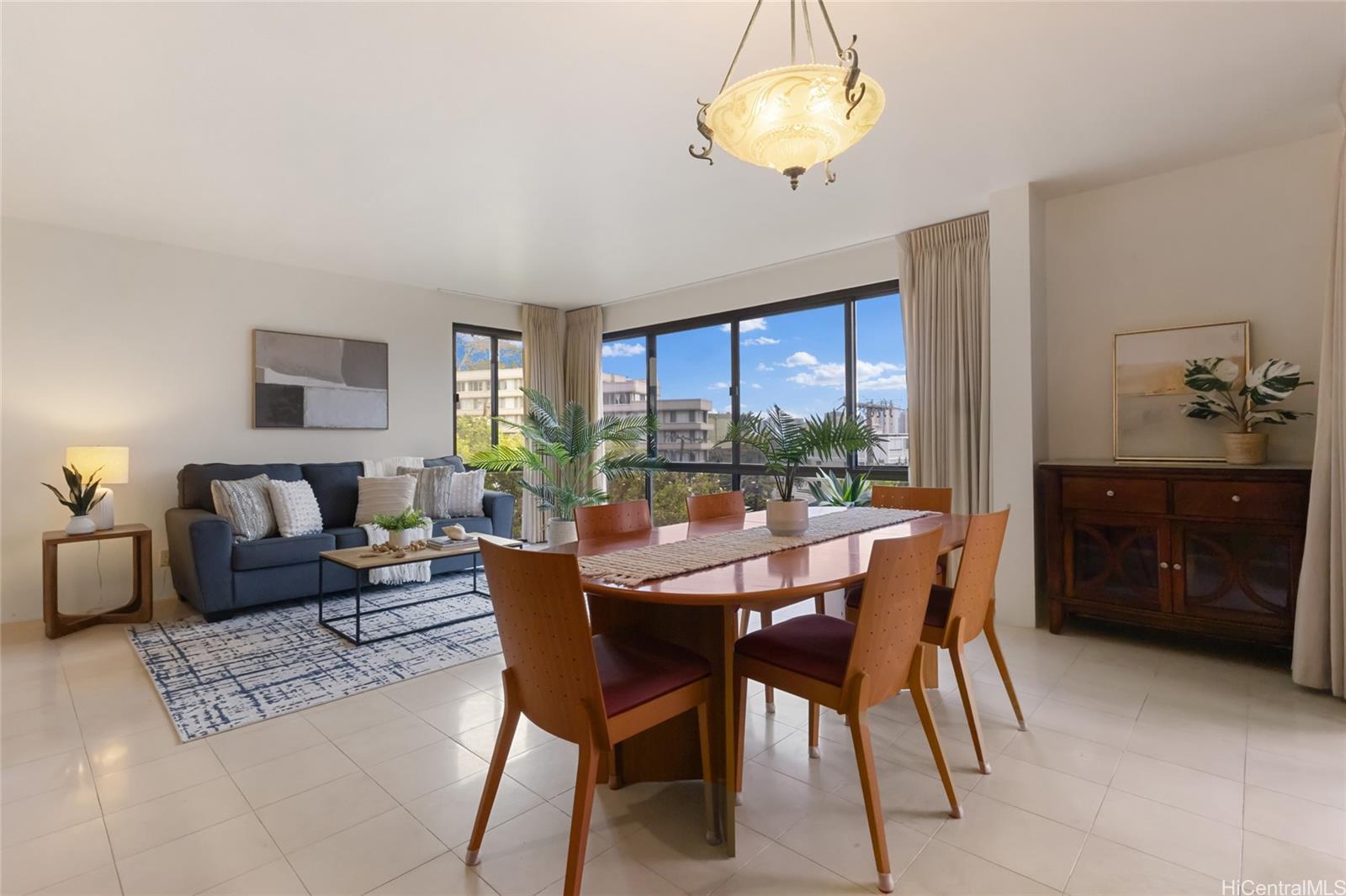 Dowsett Point condo # D11, Honolulu, Hawaii - photo 2 of 24