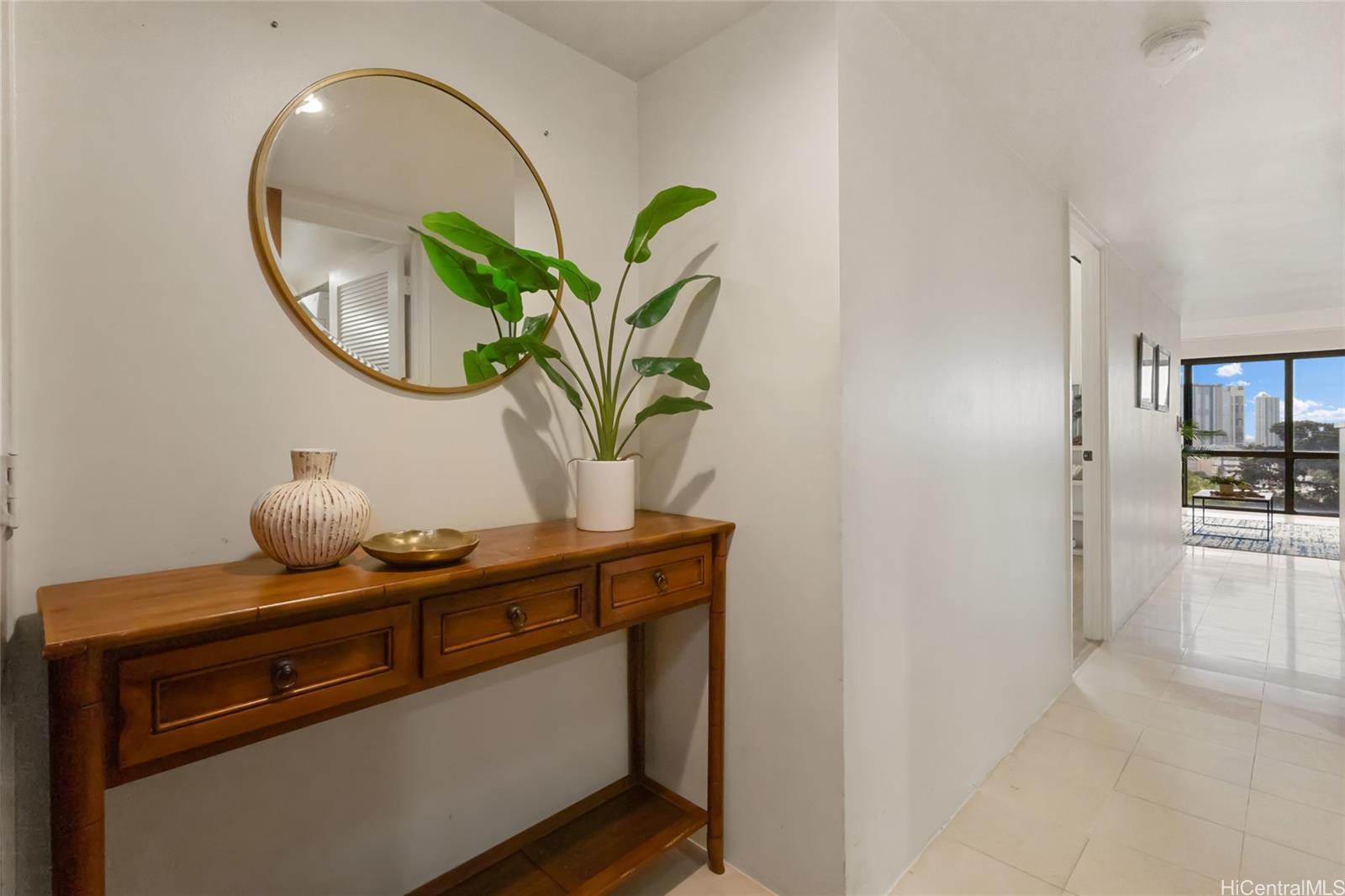 Dowsett Point condo # D11, Honolulu, Hawaii - photo 17 of 24