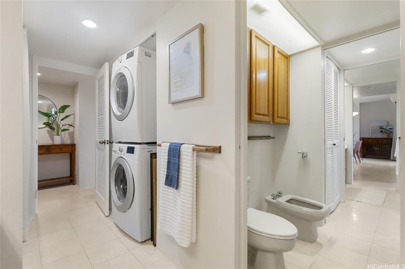 Dowsett Point condo # D11, Honolulu, Hawaii - photo 18 of 24