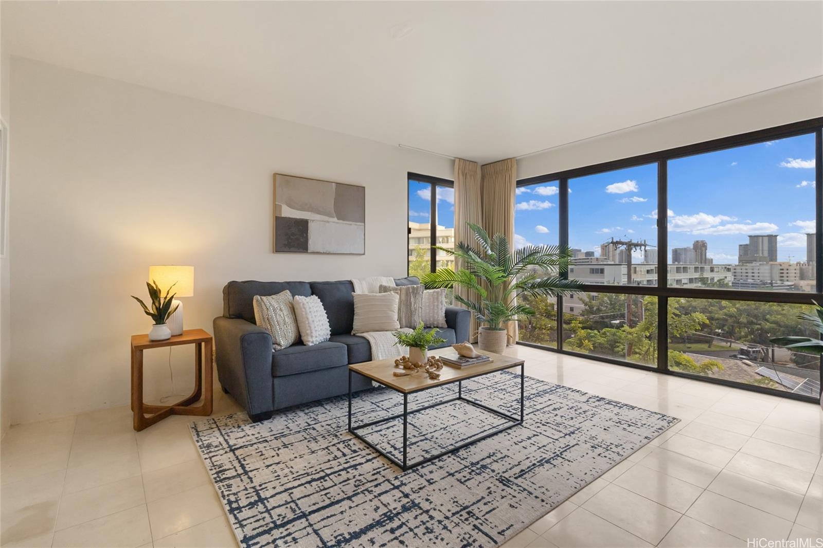 Dowsett Point condo # D11, Honolulu, Hawaii - photo 3 of 24