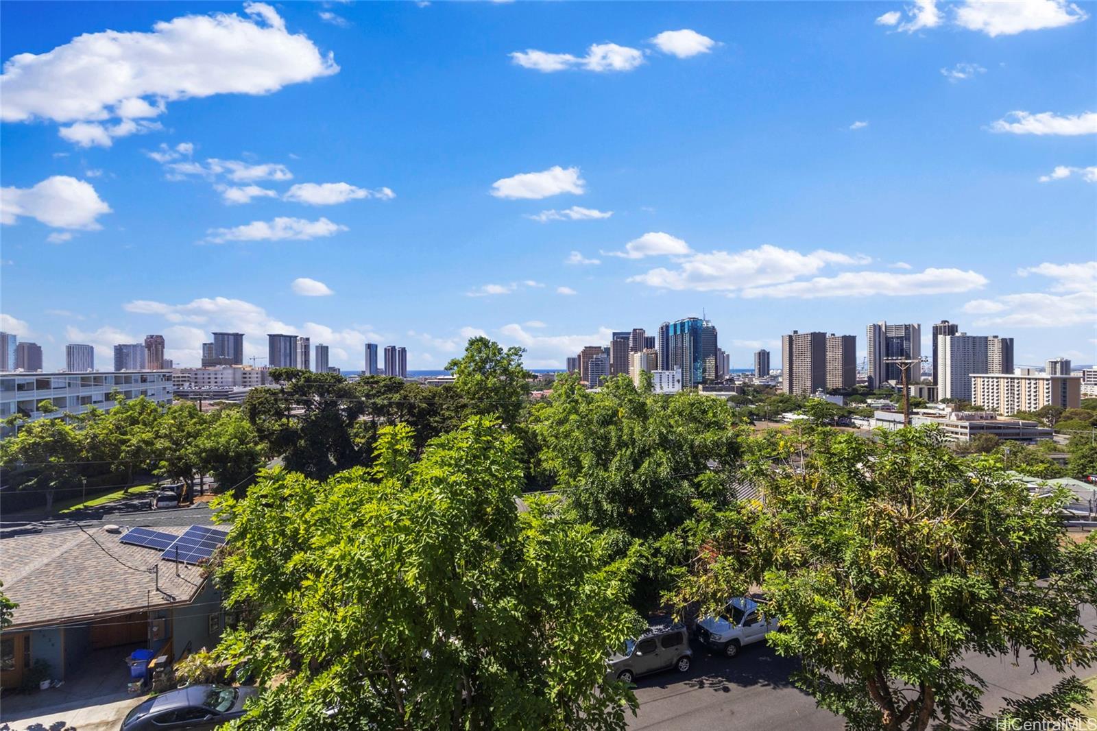 Dowsett Point condo # D11, Honolulu, Hawaii - photo 21 of 24