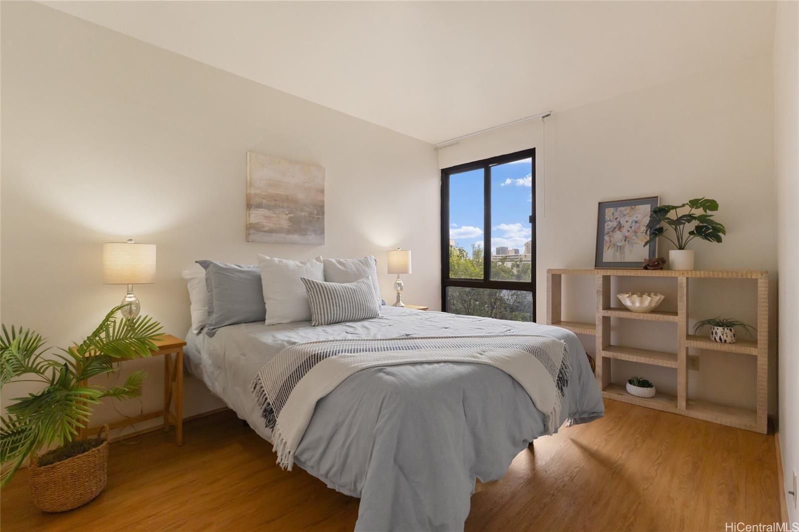 Dowsett Point condo # D11, Honolulu, Hawaii - photo 8 of 24