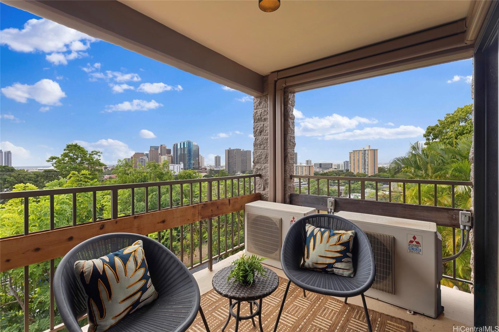 Dowsett Point condo # D11, Honolulu, Hawaii - photo 10 of 24