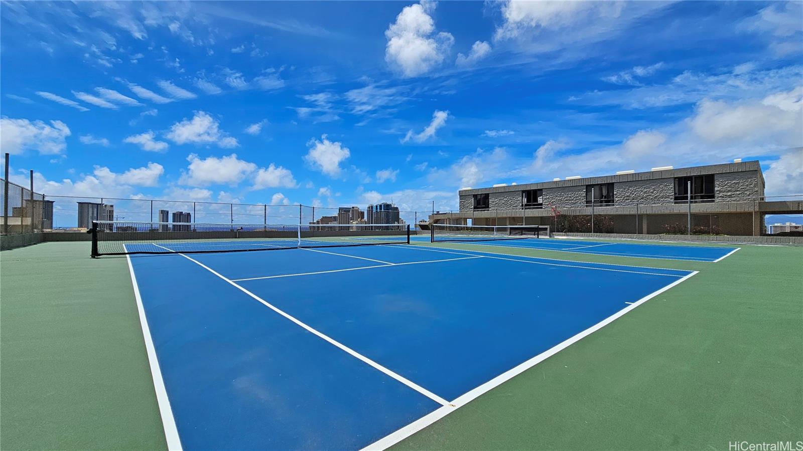 Dowsett Point condo # D16, Honolulu, Hawaii - photo 19 of 25