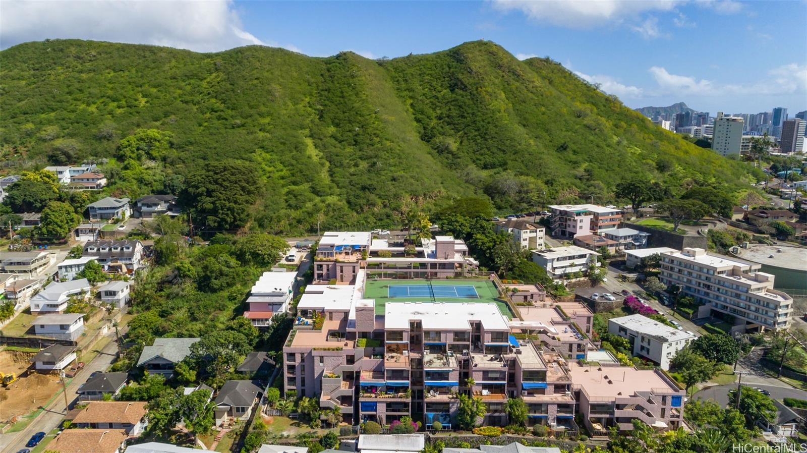 Dowsett Point condo # M10, Honolulu, Hawaii - photo 23 of 25