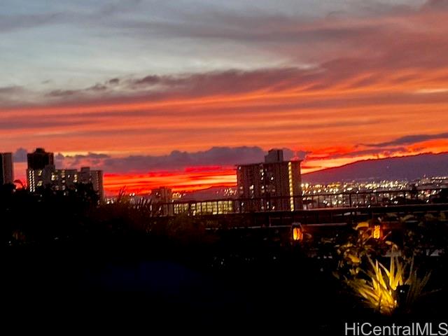 Dowsett Point condo # M8, Honolulu, Hawaii - photo 7 of 20