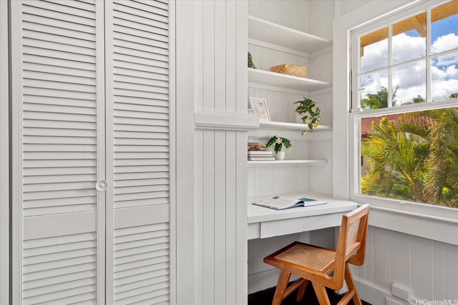 218  Paiko Drive Paiko Lagoon, Diamond Head home - photo 12 of 25