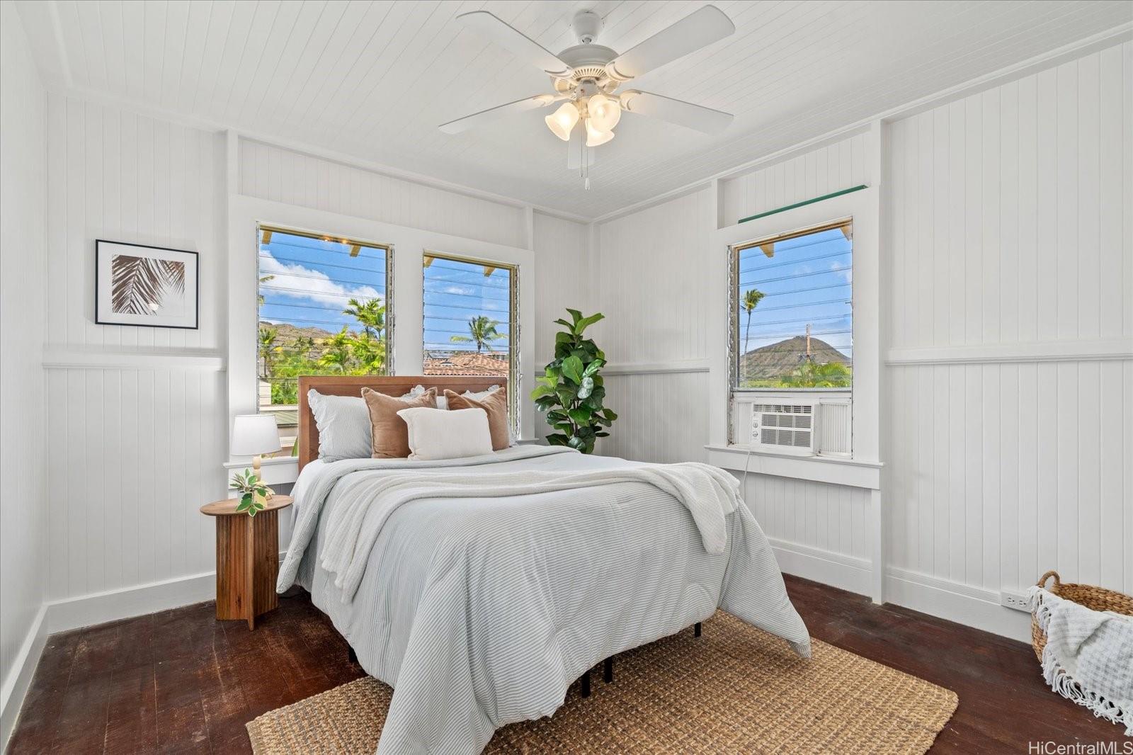 218  Paiko Drive Paiko Lagoon, Diamond Head home - photo 14 of 25