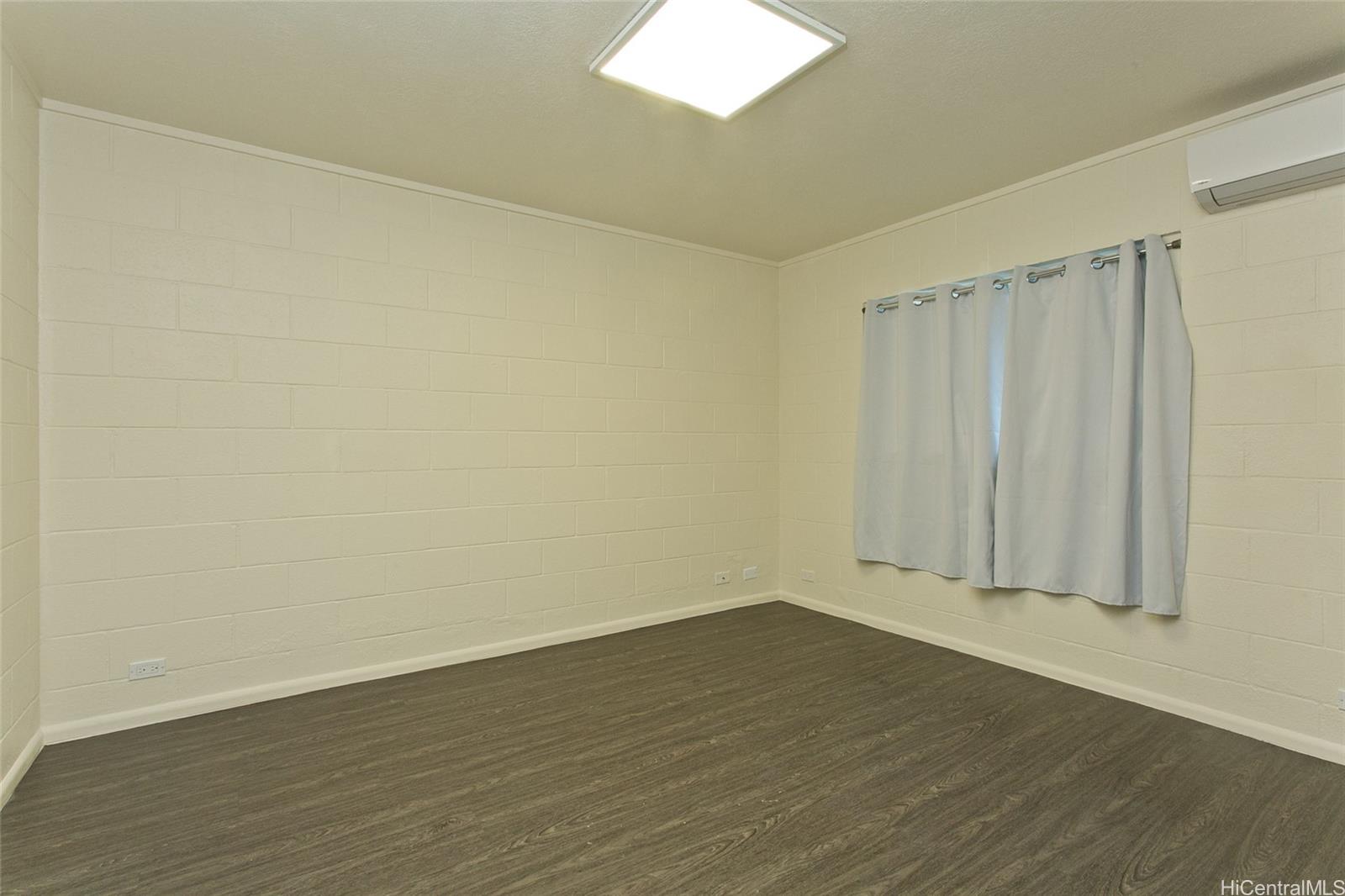 2190  Wilson Street Kalihi-upper, Honolulu home - photo 3 of 21