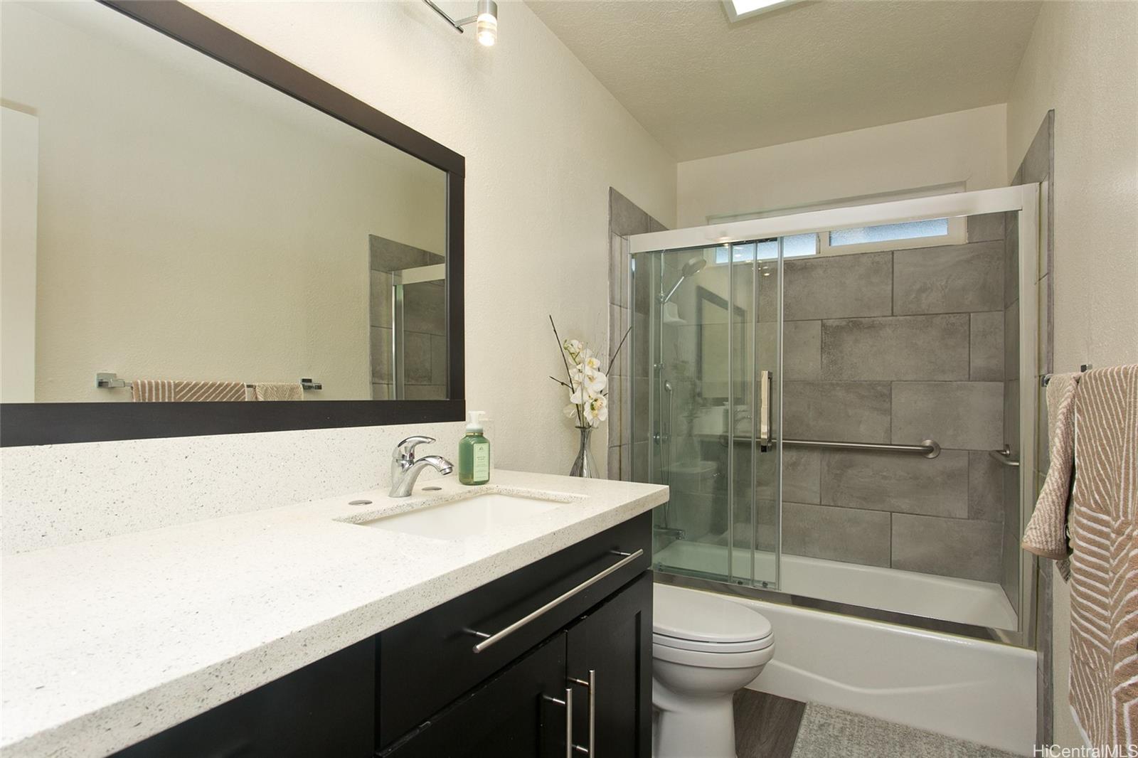 2190  Wilson Street Kalihi-upper, Honolulu home - photo 10 of 21