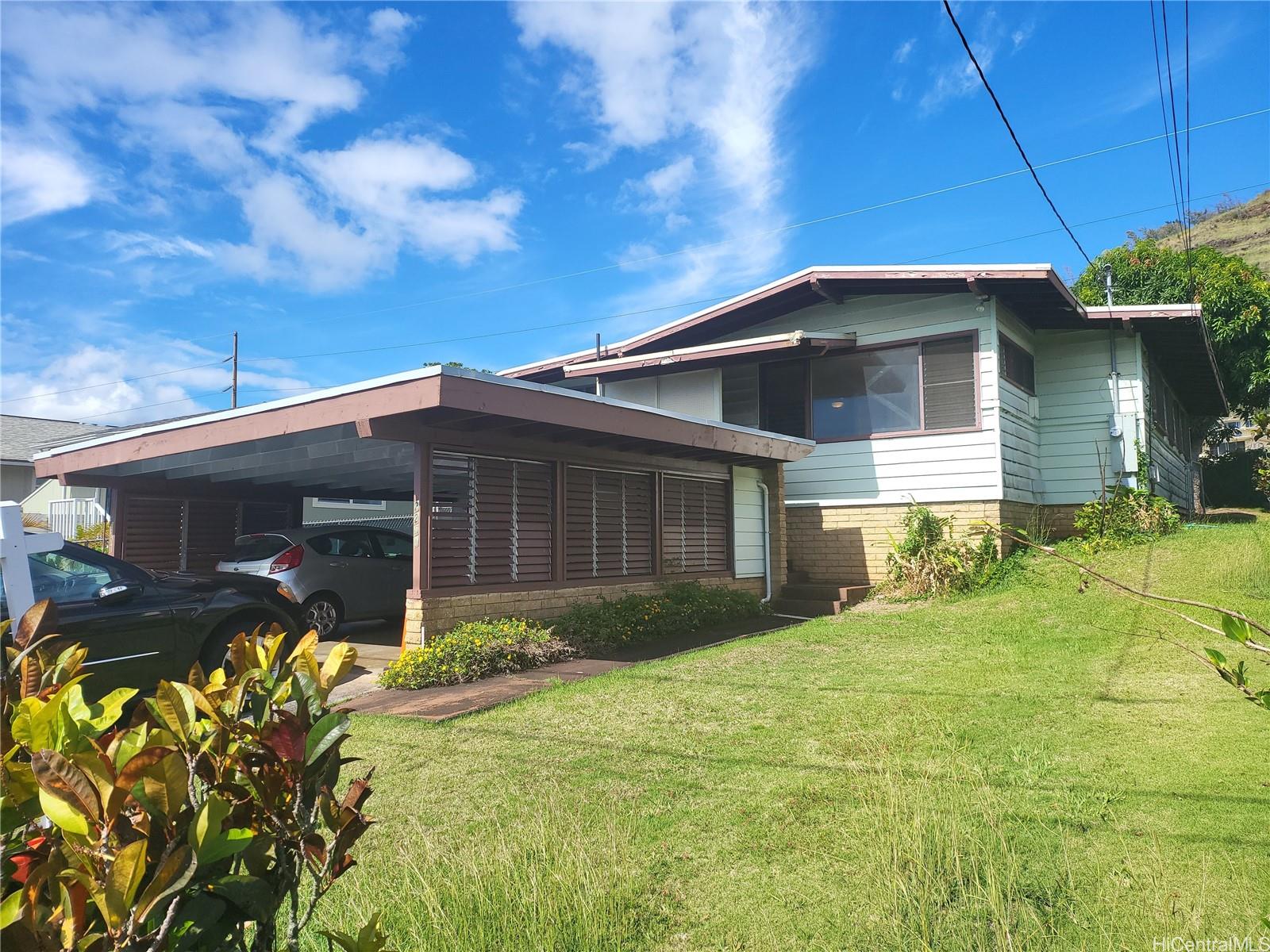 2202  Wilson Street Kalihi-upper, Honolulu home - photo 2 of 20