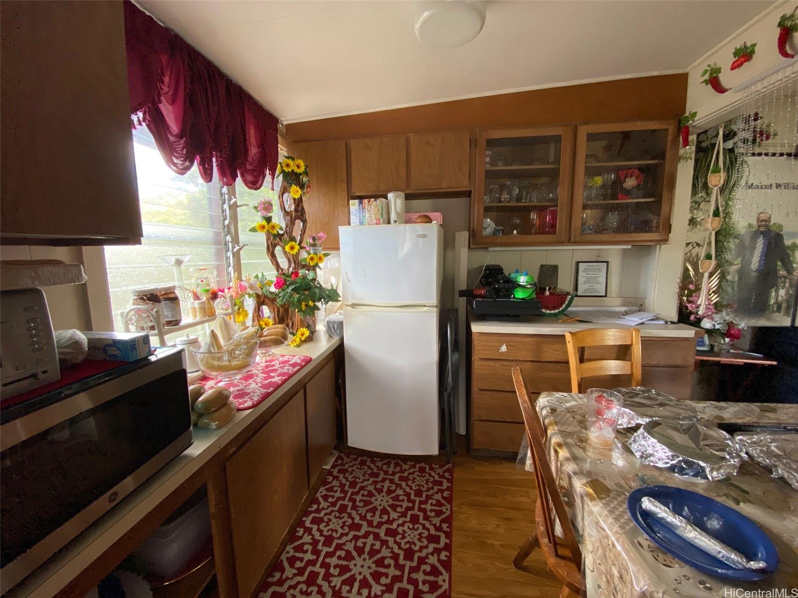 2202  Wilson Street Kalihi-upper, Honolulu home - photo 6 of 20