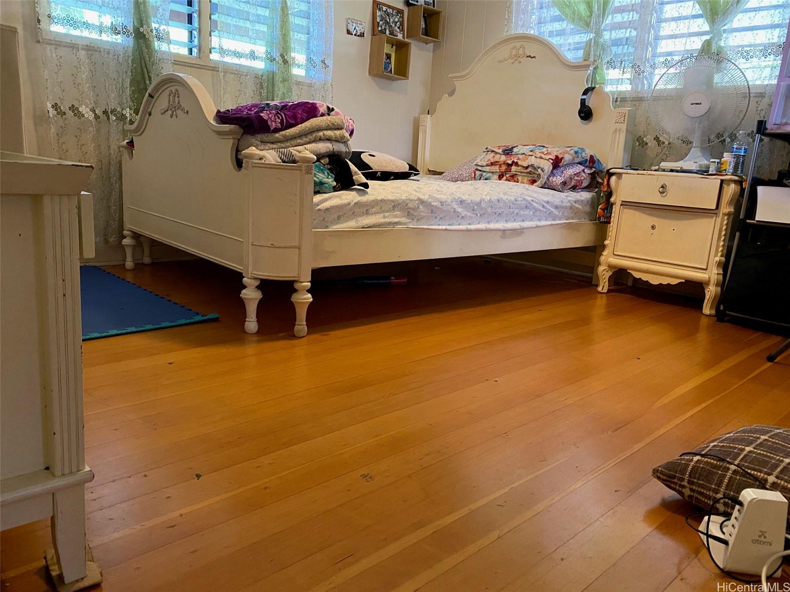 2202  Wilson Street Kalihi-upper, Honolulu home - photo 9 of 20