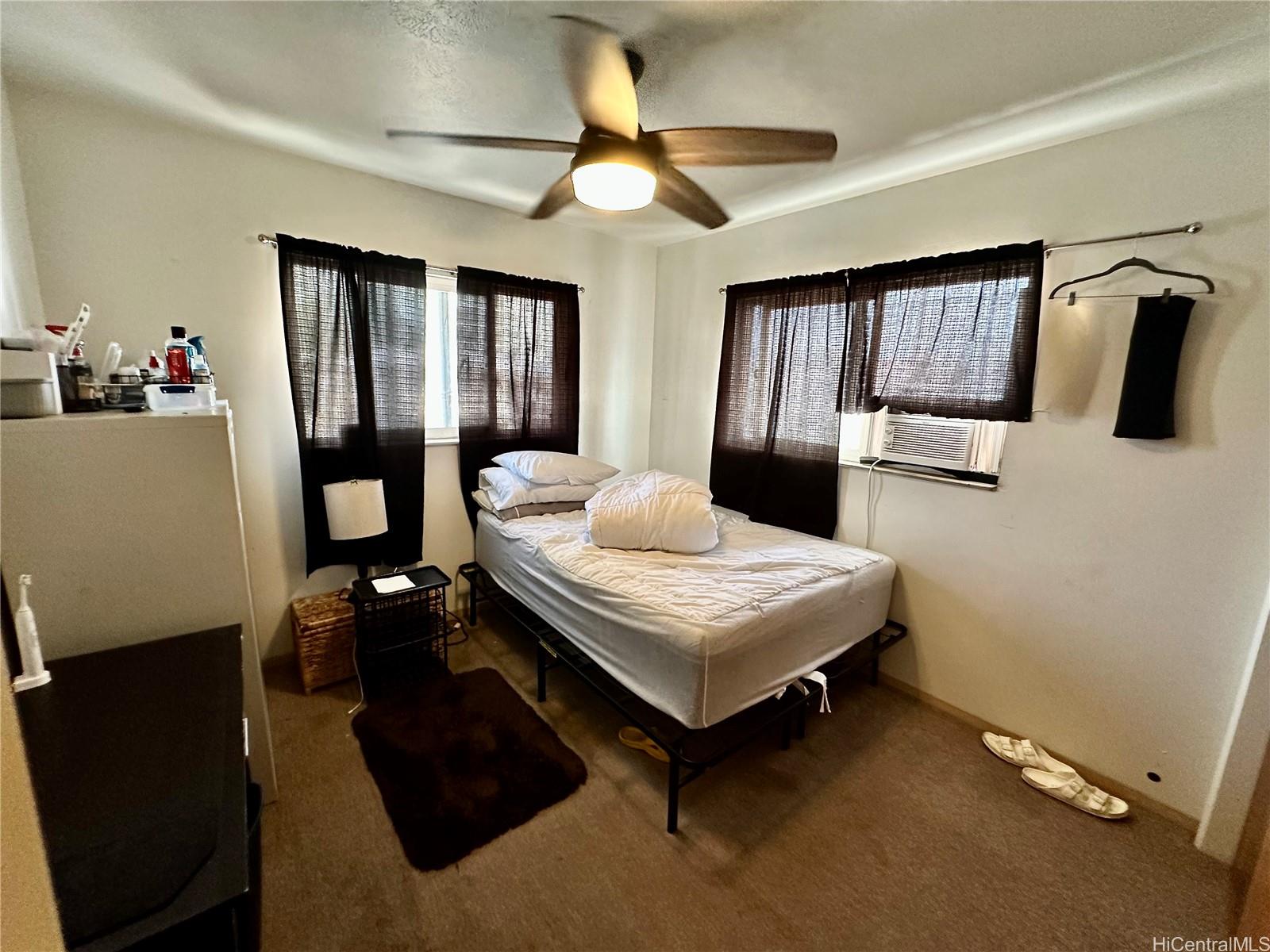 2205  Fern St Moiliili, Honolulu home - photo 11 of 13