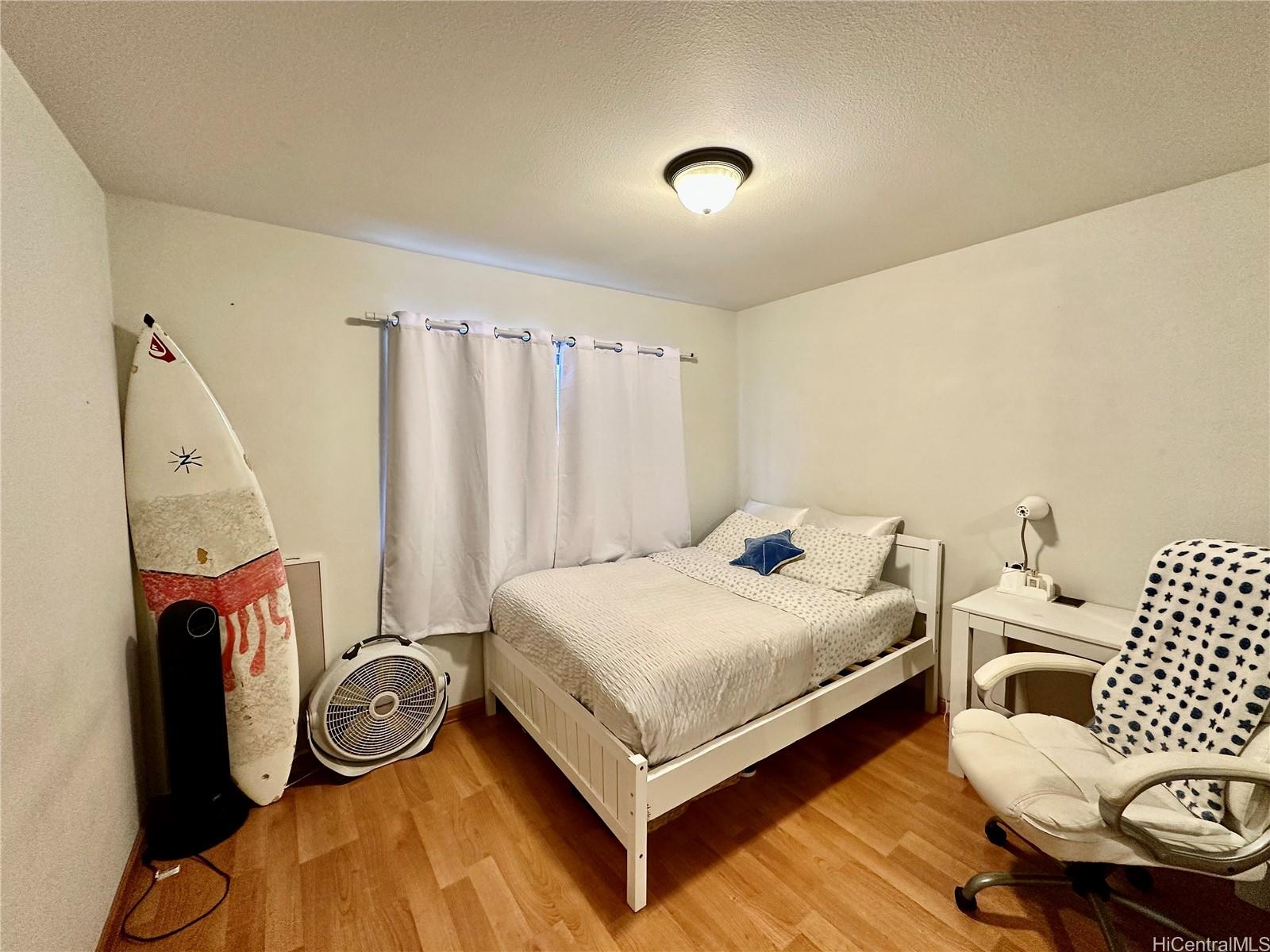 2205  Fern St Moiliili, Honolulu home - photo 6 of 13