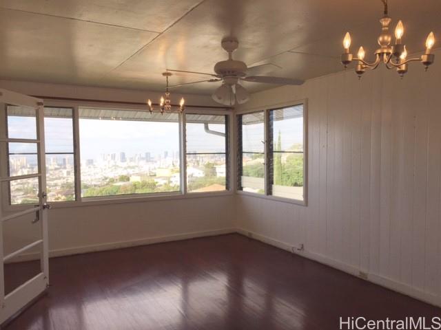 2207 St Louis Drive Honolulu - Rental - photo 2 of 17