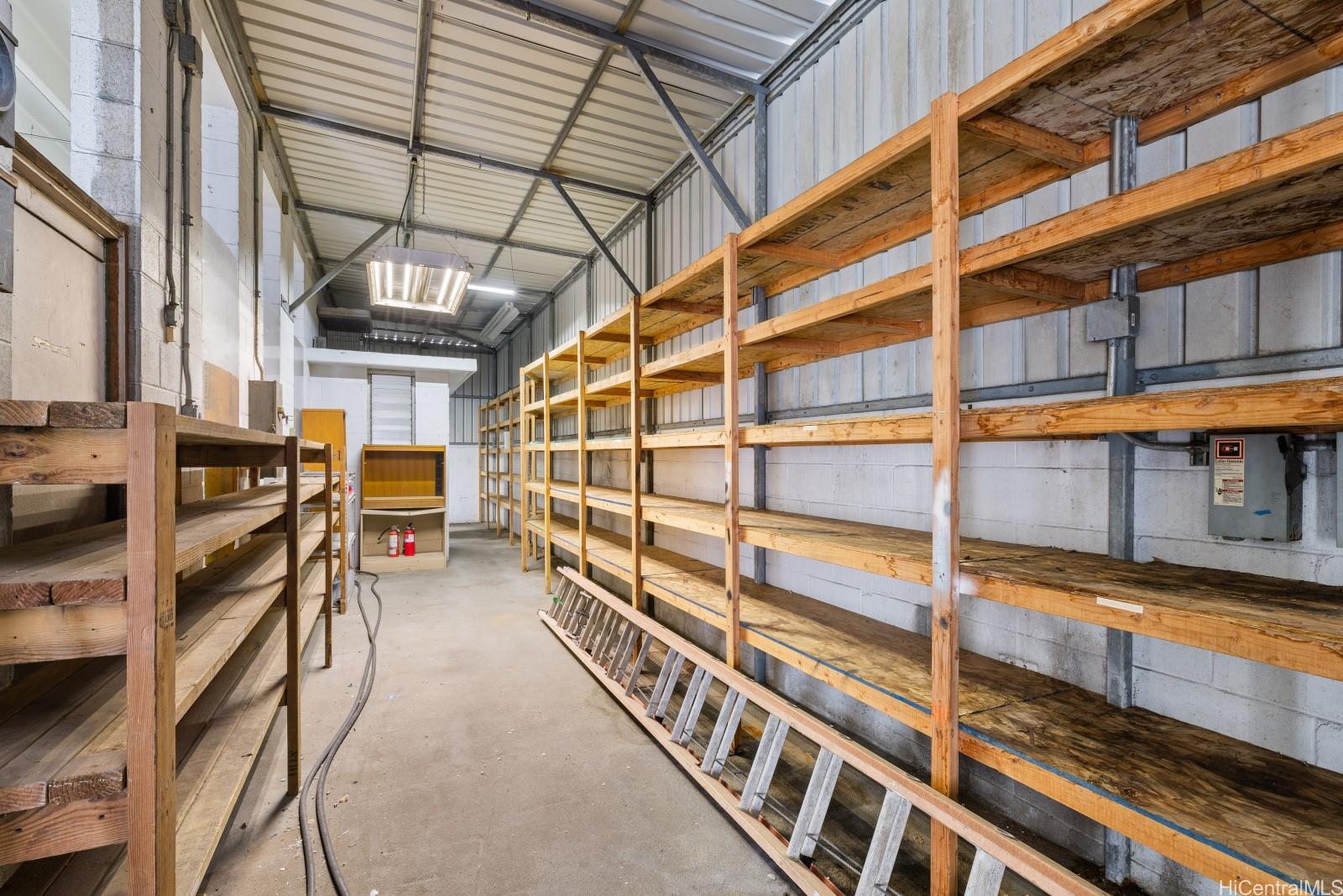 2209 Young Street Honolulu Oahu commercial real estate photo15 of 25