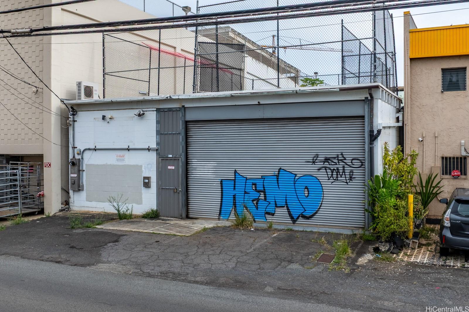 2209 Young Street Honolulu Oahu commercial real estate photo16 of 25