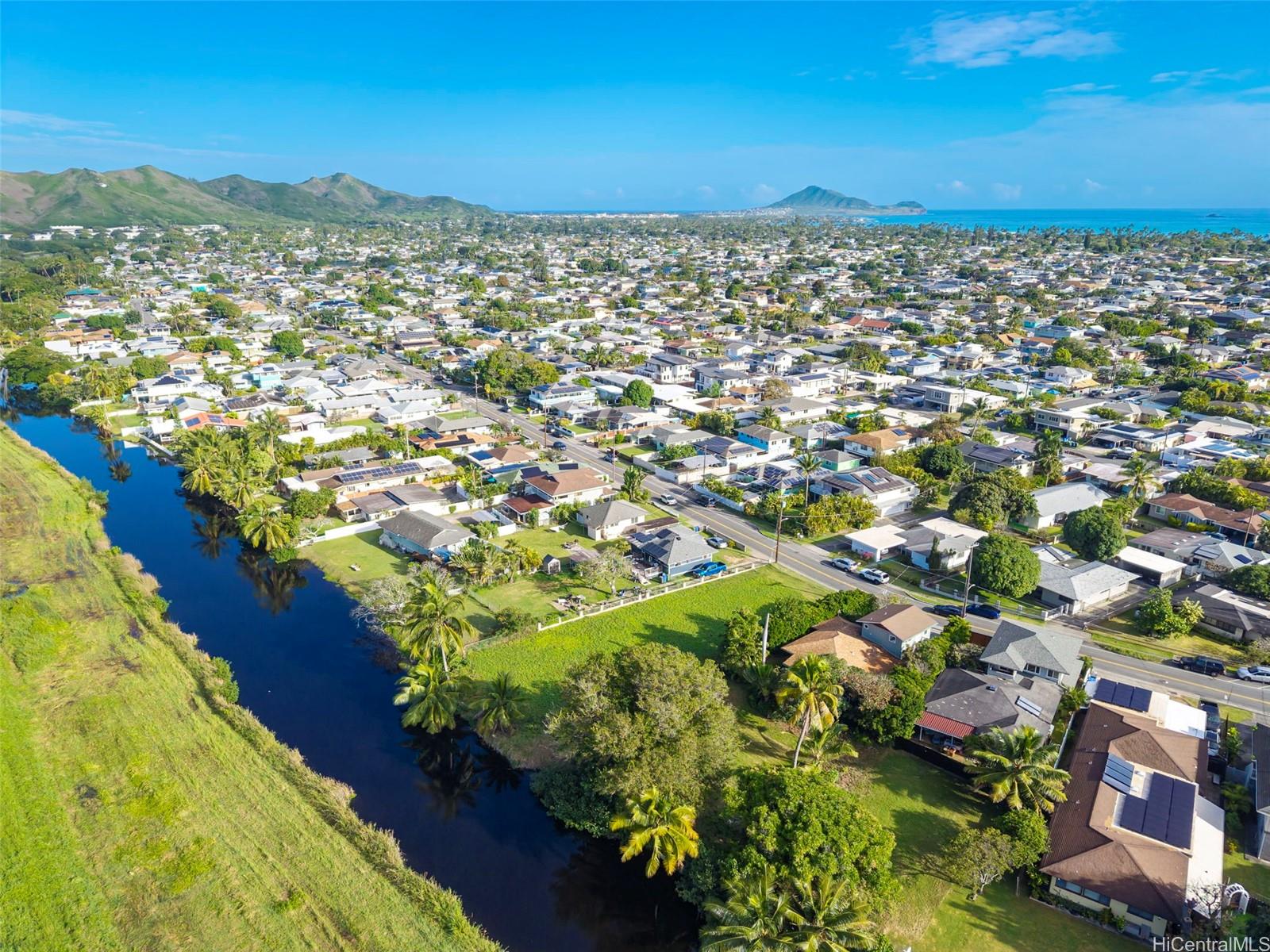 Na condo # 3, Kailua, Hawaii - photo 15 of 24