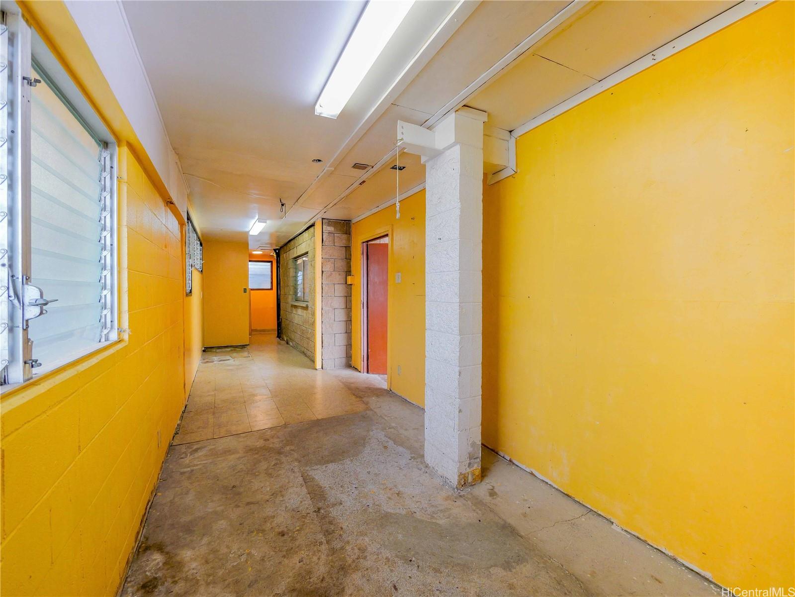 2210  School Street Kalihi-lower, Honolulu home - photo 22 of 25