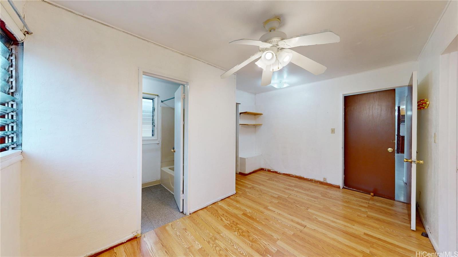 2210  School Street Kalihi-lower, Honolulu home - photo 7 of 25