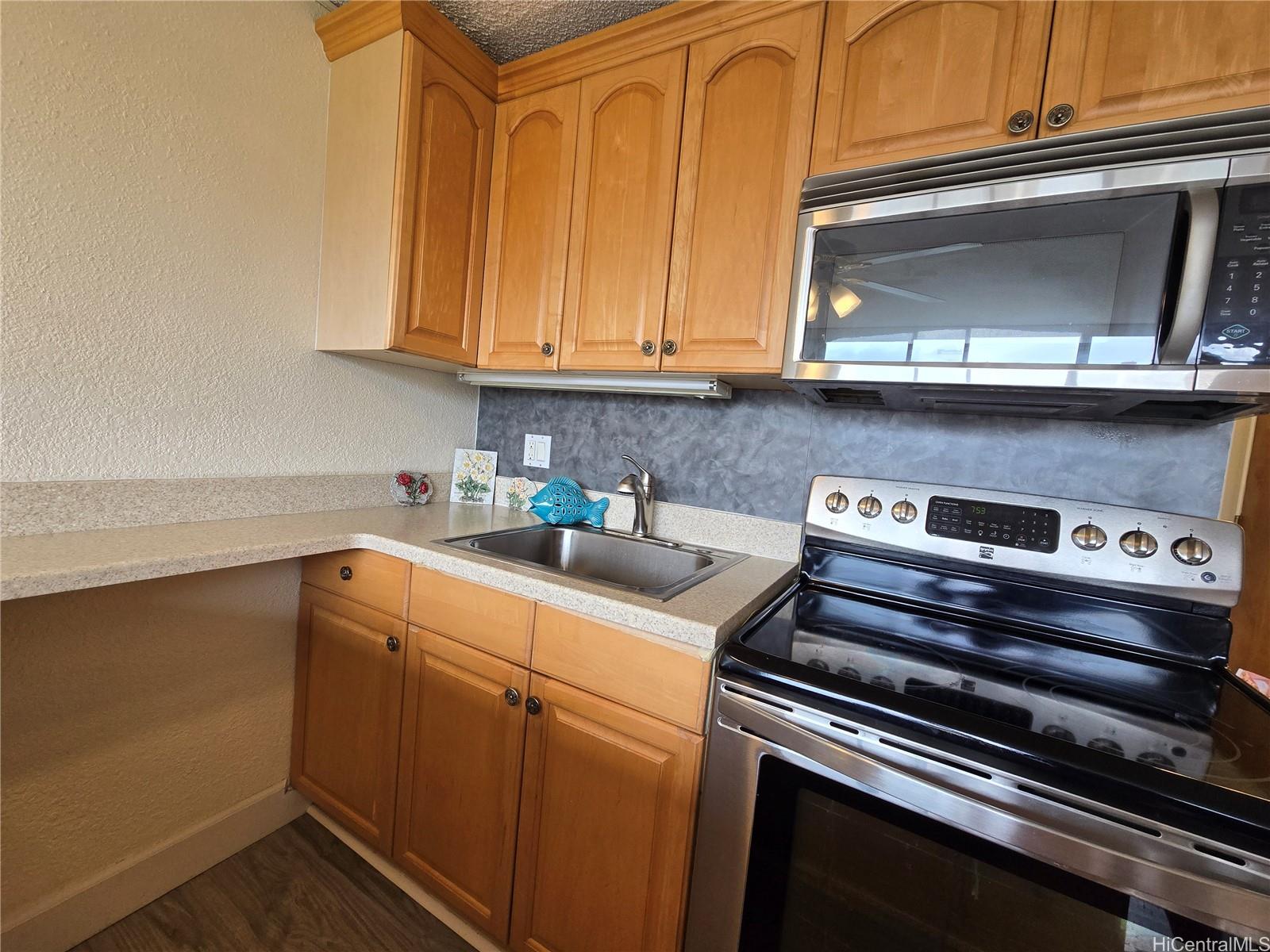 Aloha Lani condo # 1405, Honolulu, Hawaii - photo 2 of 24