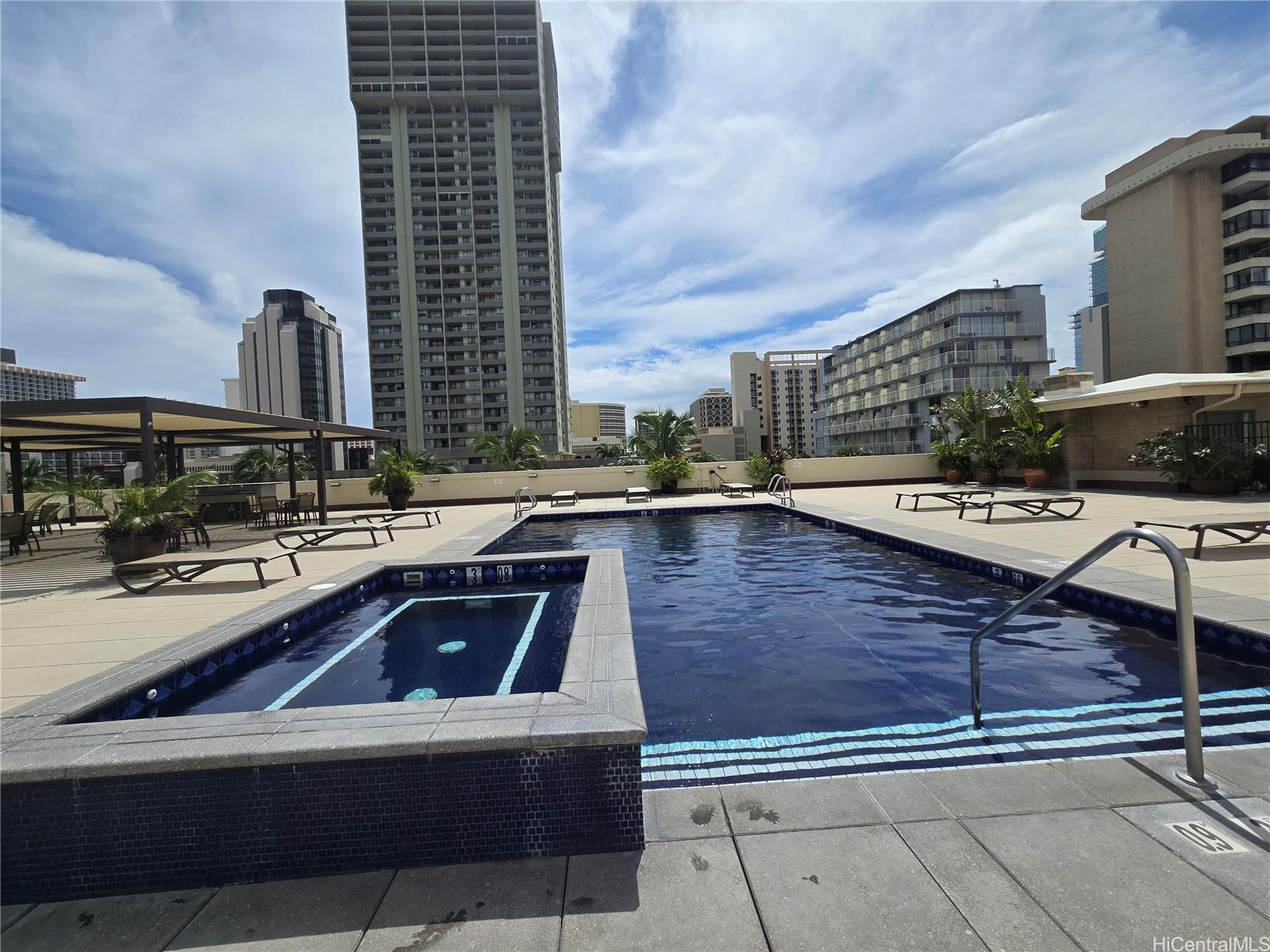 Aloha Lani condo # 1405, Honolulu, Hawaii - photo 17 of 24