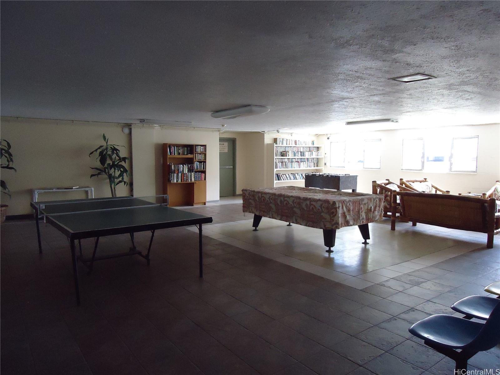 2211 Ala Wai Blvd Honolulu - Rental - photo 11 of 12